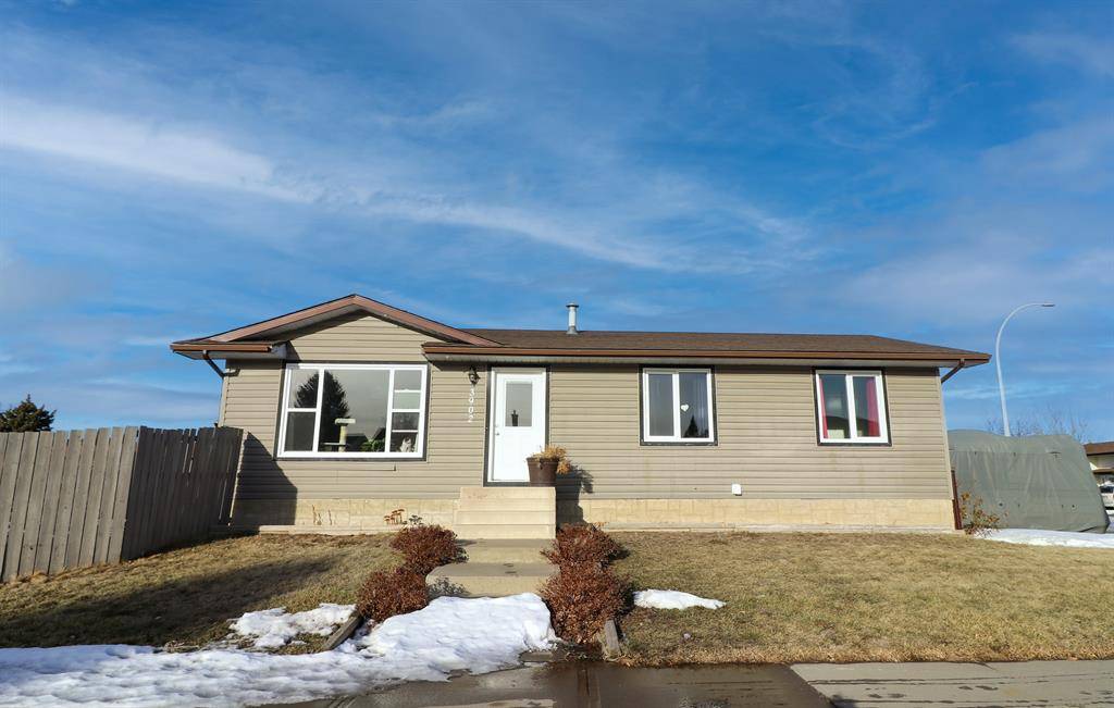 Taber, AB T1G 1A2,3902 Harmony PL