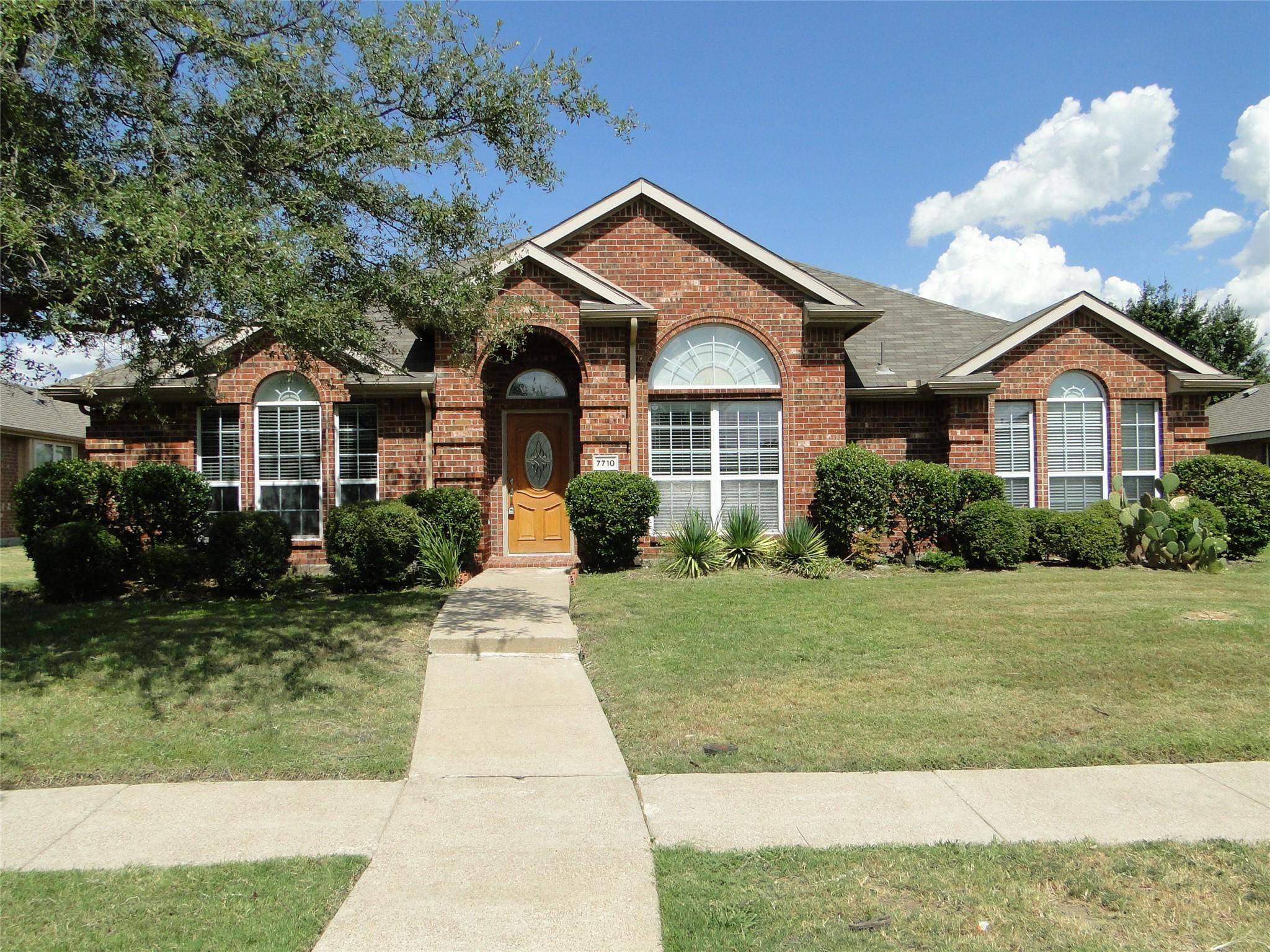 Rowlett, TX 75089,7710 Glenview Way