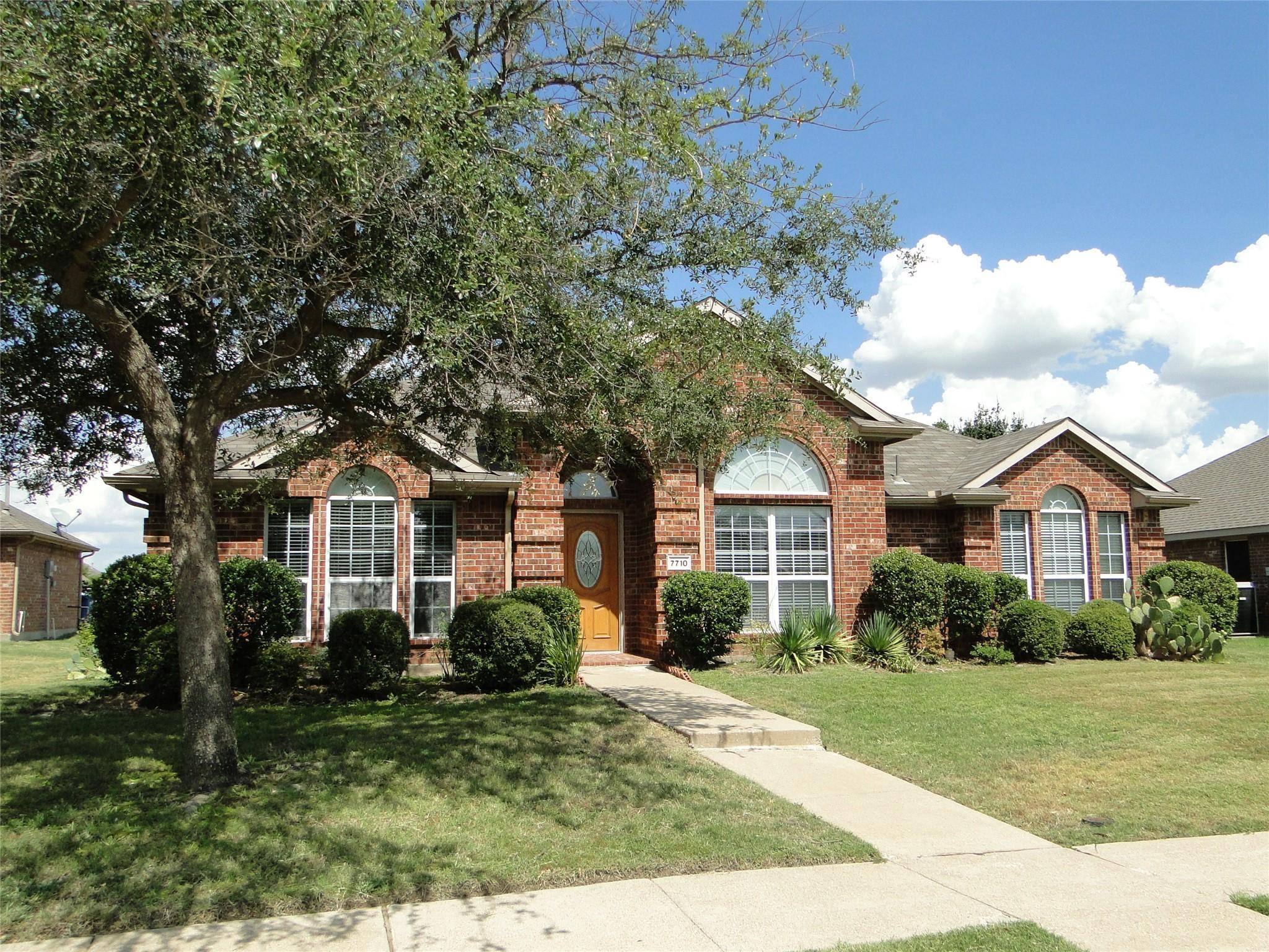 Rowlett, TX 75089,7710 Glenview Way