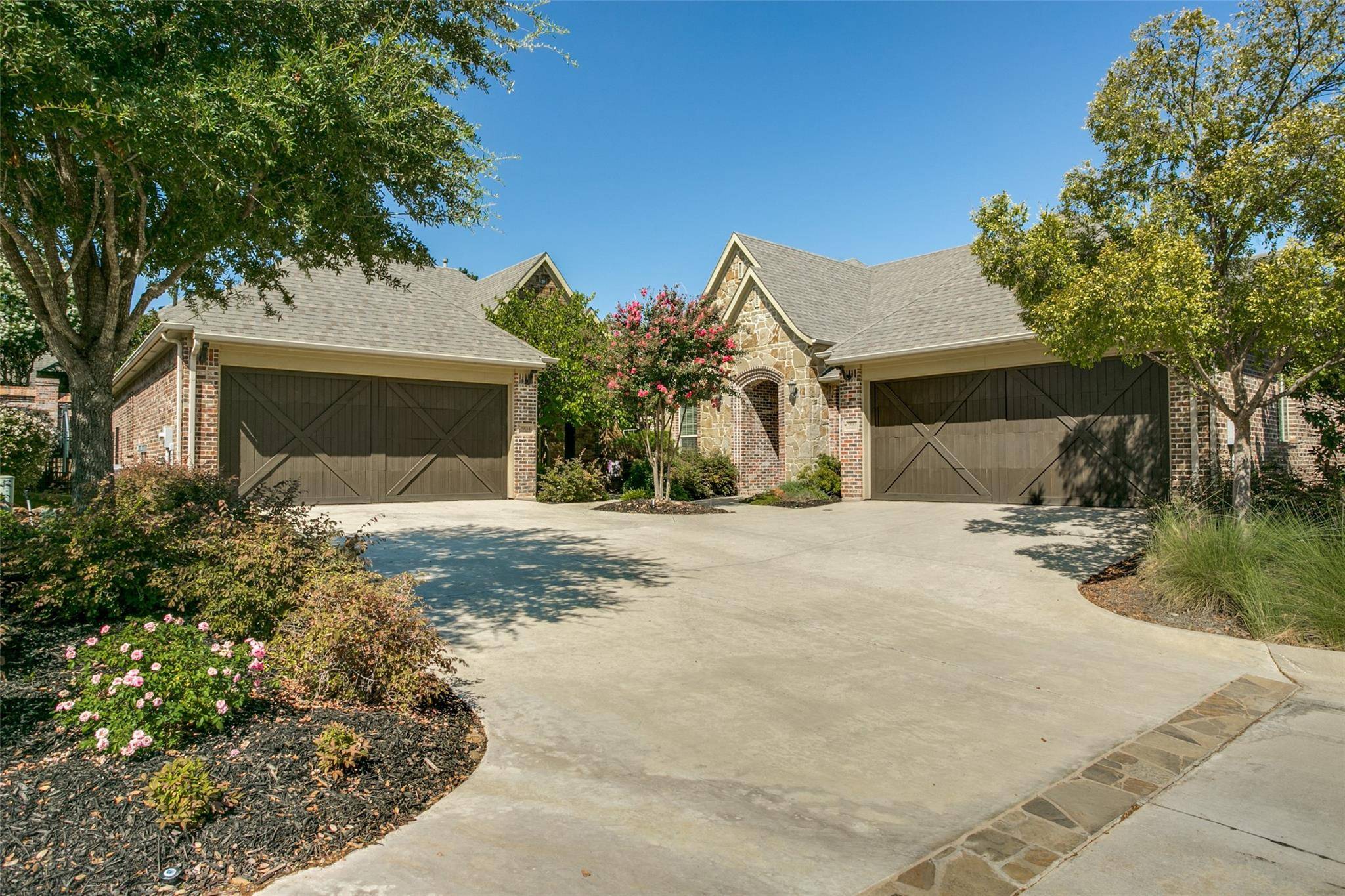 Keller, TX 76248,904 Saint George Court