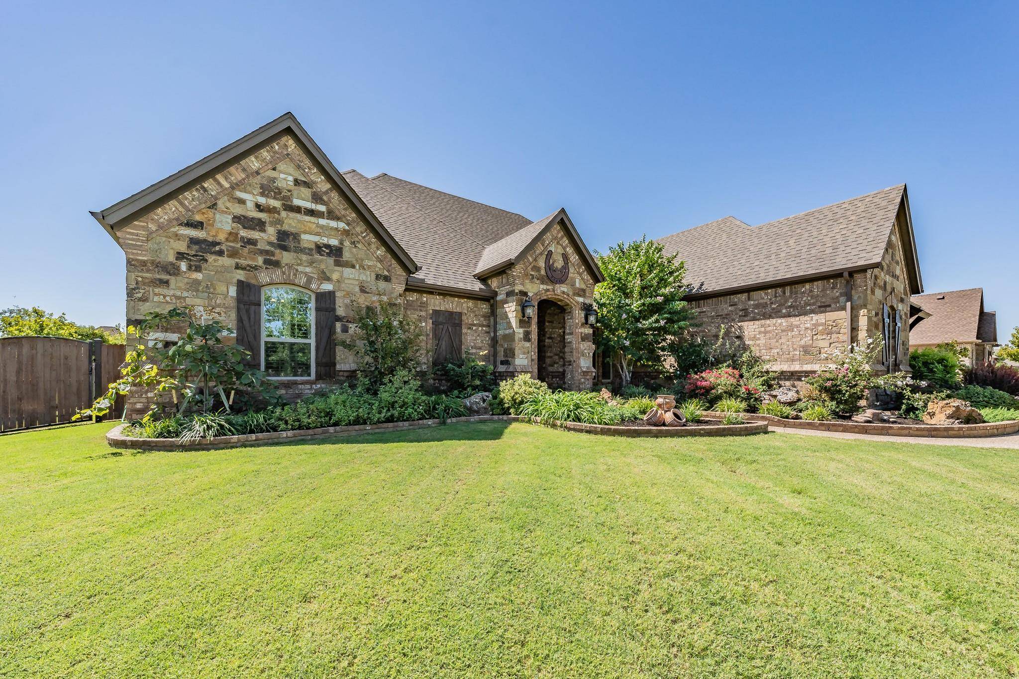 Fort Worth, TX 76052,1317 Bluff Springs Drive