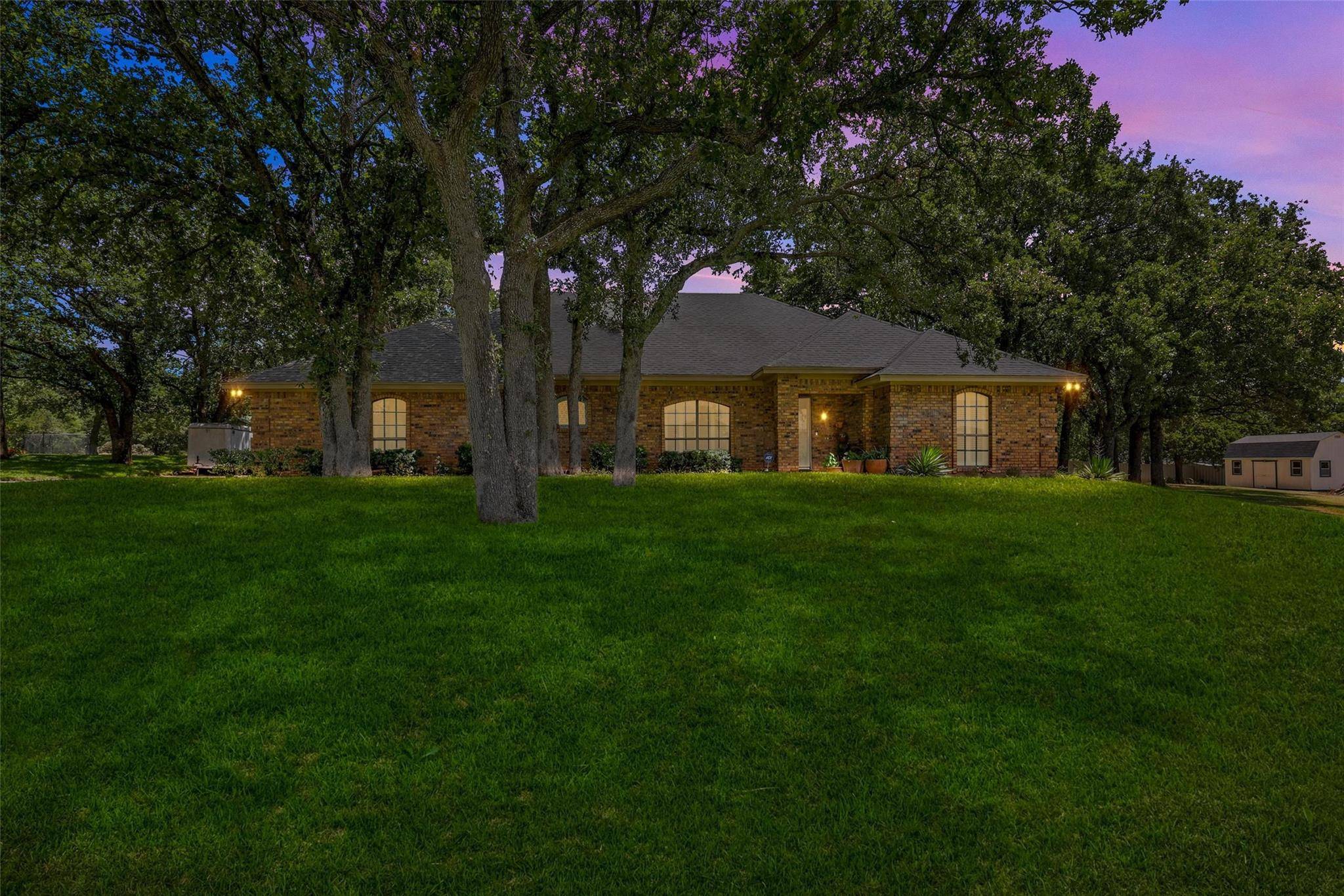 Burleson, TX 76028,2413 Trail Tree Court