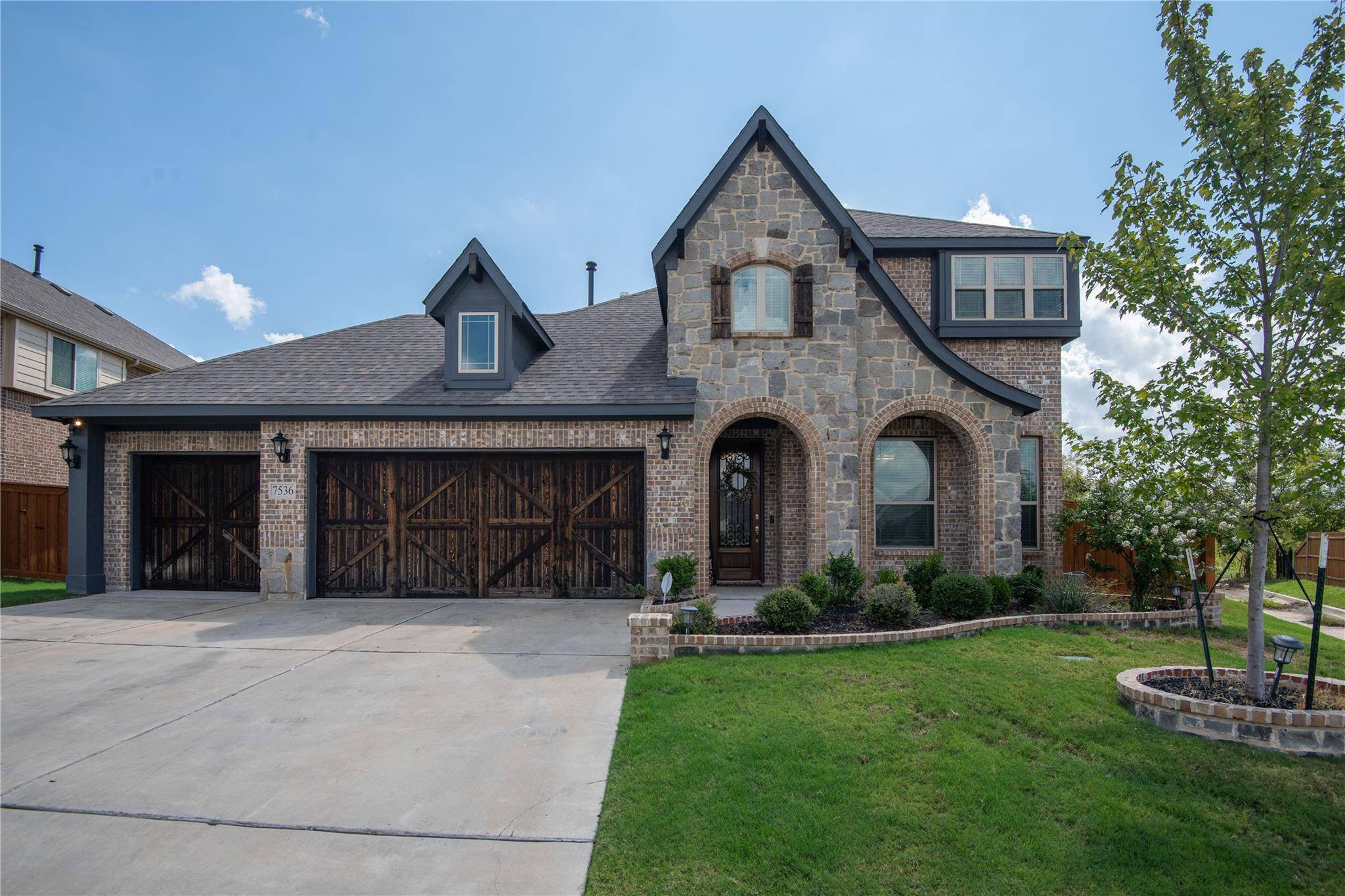 Grand Prairie, TX 75054,7536 Brooklake Drive