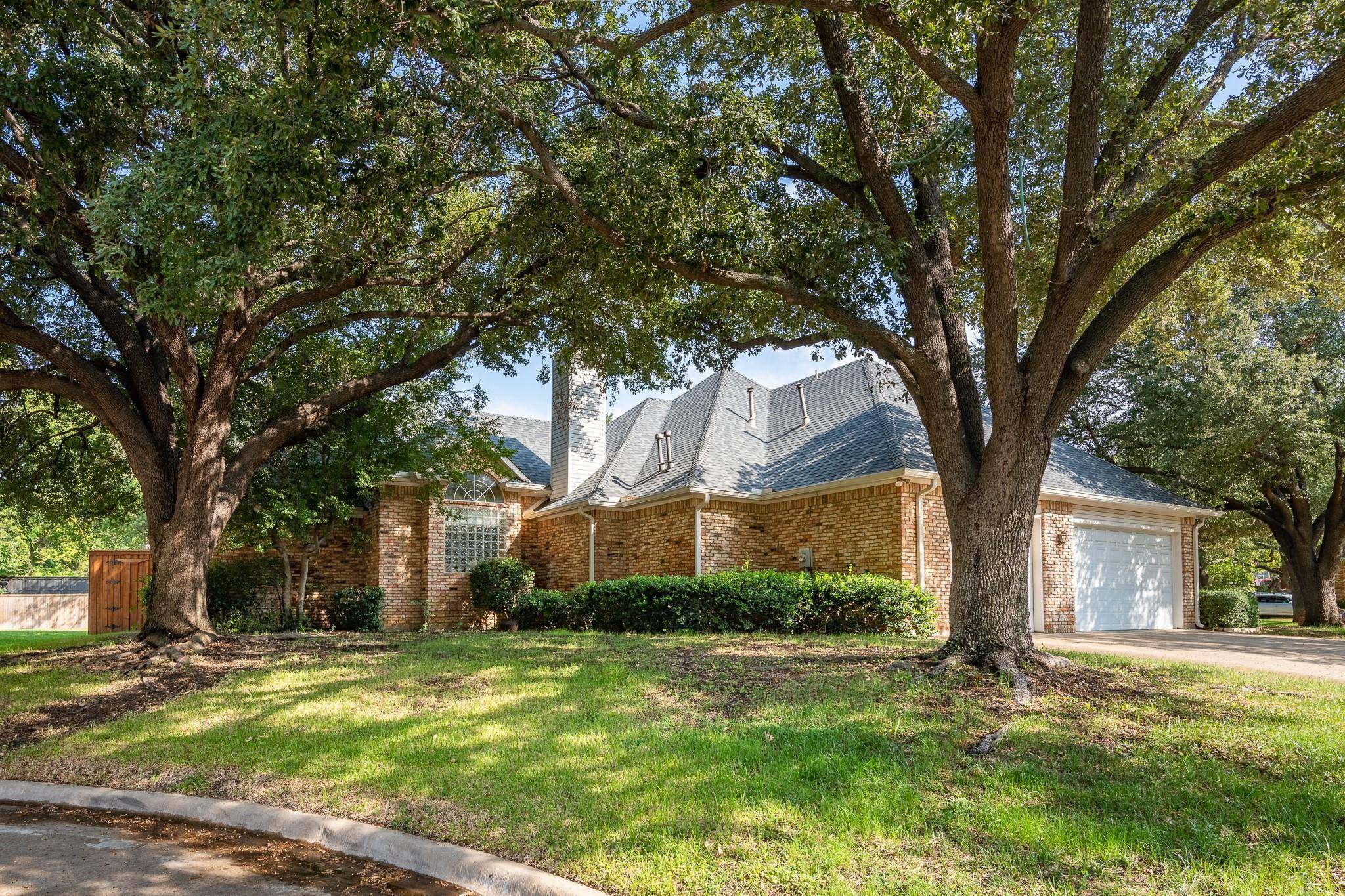 Farmers Branch, TX 75234,3500 Woodhaven Drive