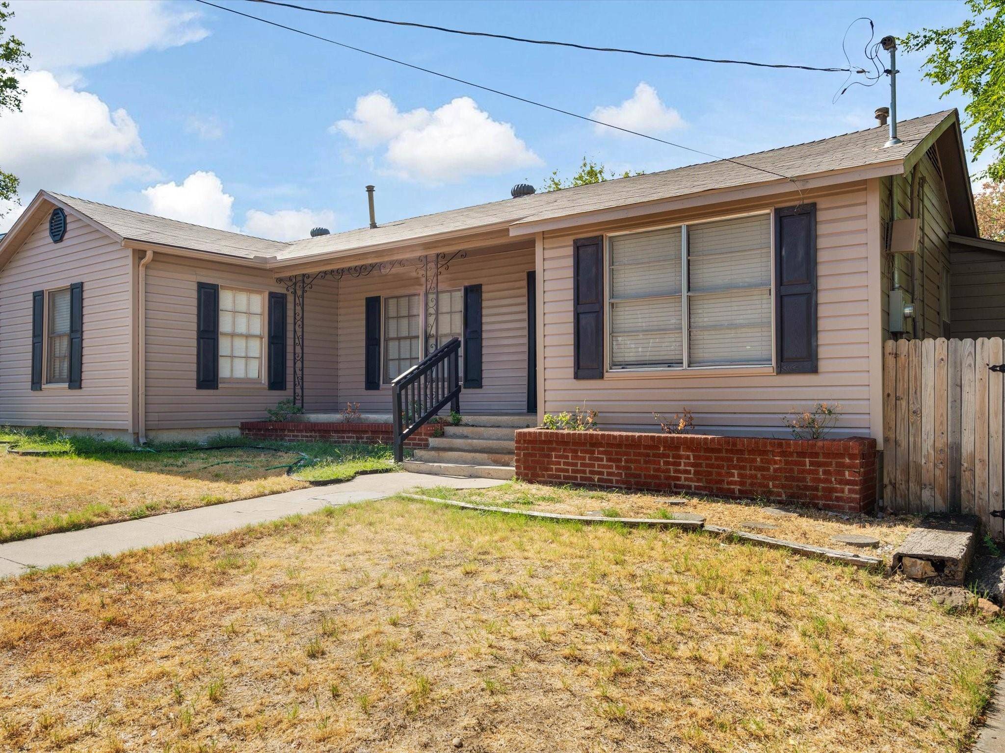 Weatherford, TX 76086,403 Norton Street