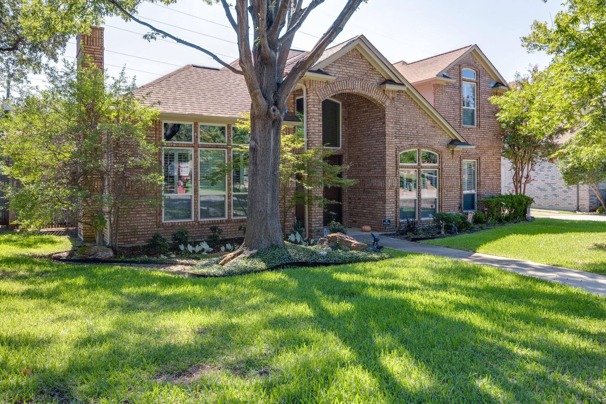 Arlington, TX 76006,2407 Wild Rose Court