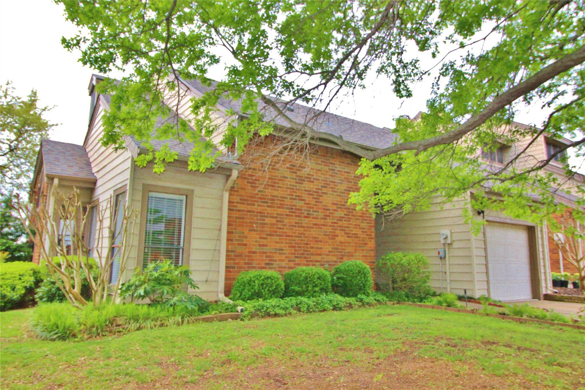 Pottsboro, TX 75076,144 Summer Place Circle