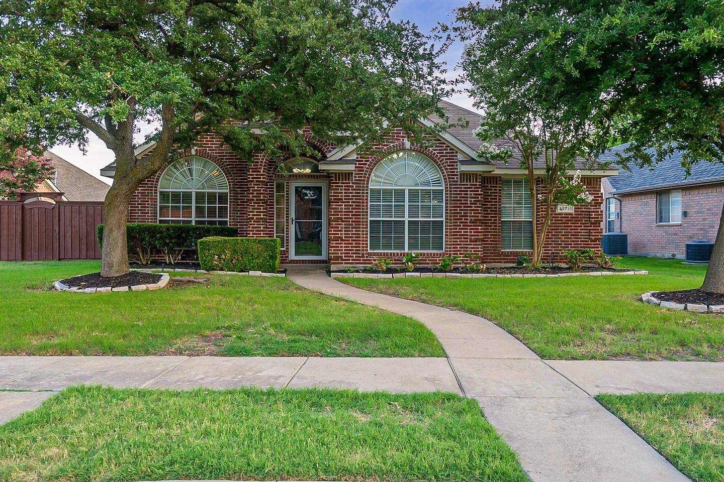 Frisco, TX 75035,10711 Wild Oak Drive