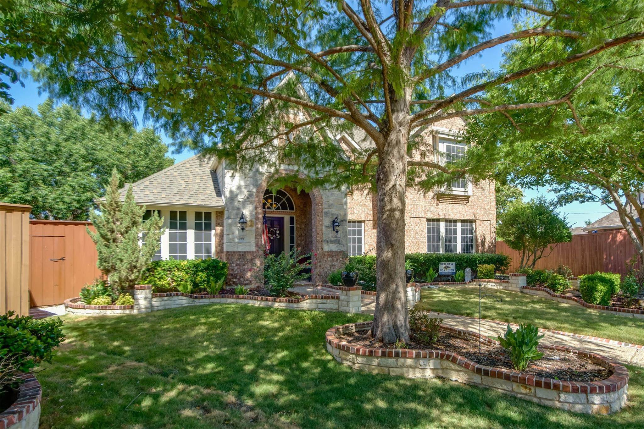 Plano, TX 75024,8729 Mandevilla Drive