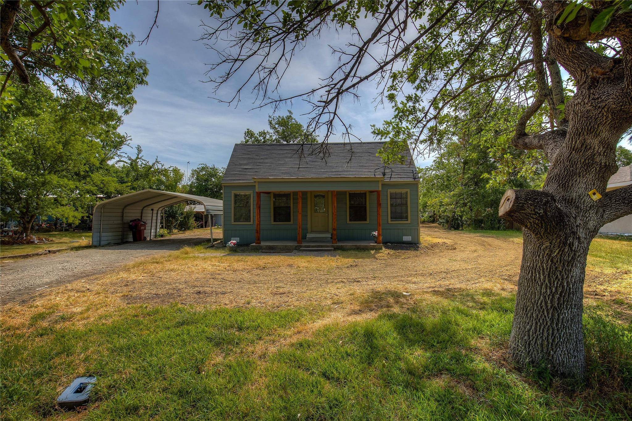 Celeste, TX 75423,708 N US Highway 69