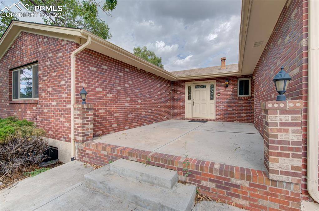 Colorado Springs, CO 80918,5065 Saddle DR