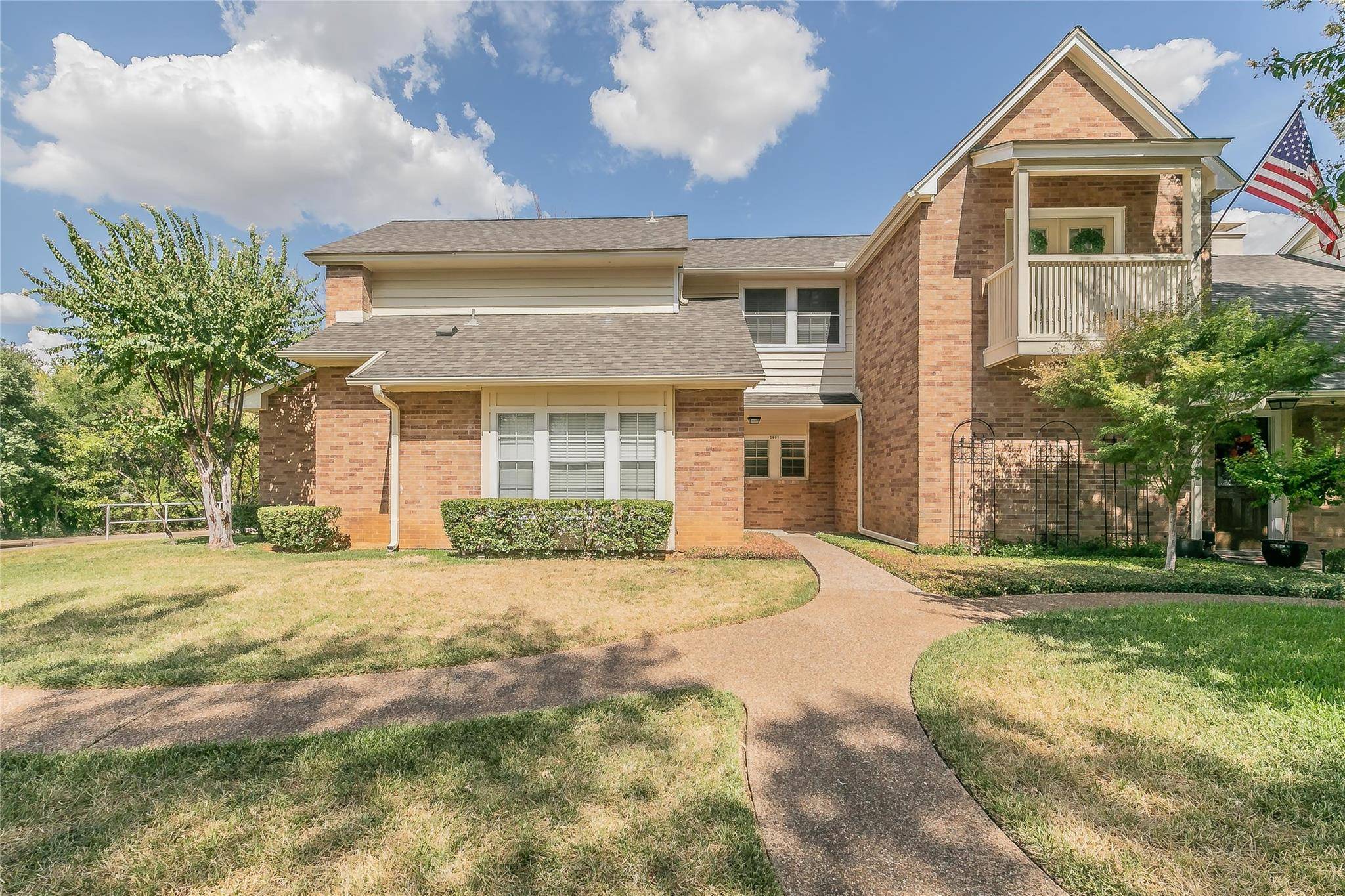 Grapevine, TX 76051,3601 Soft Wind Court