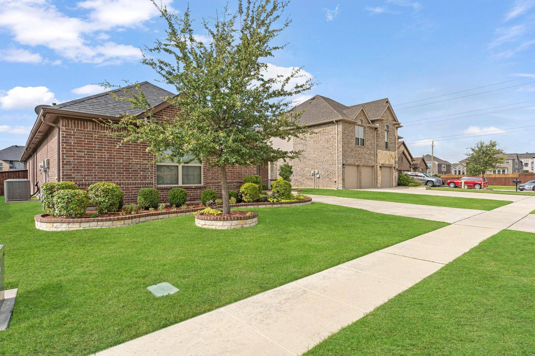 Grand Prairie, TX 75054,2967 Loch Circle