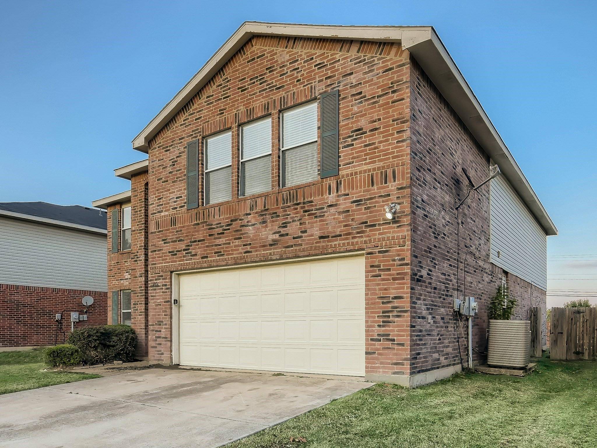 Grand Prairie, TX 75052,3016 Cesareo Drive