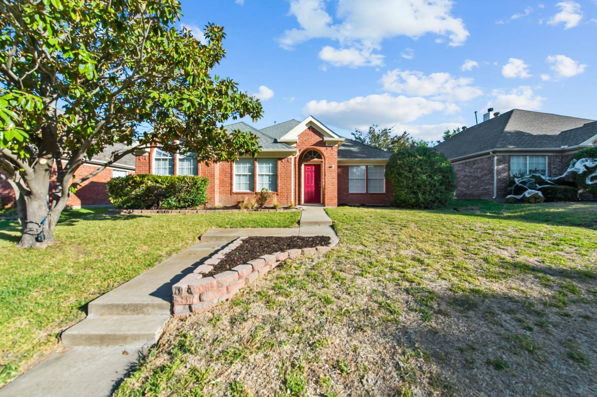 Plano, TX 75093,4217 Pinewood Drive