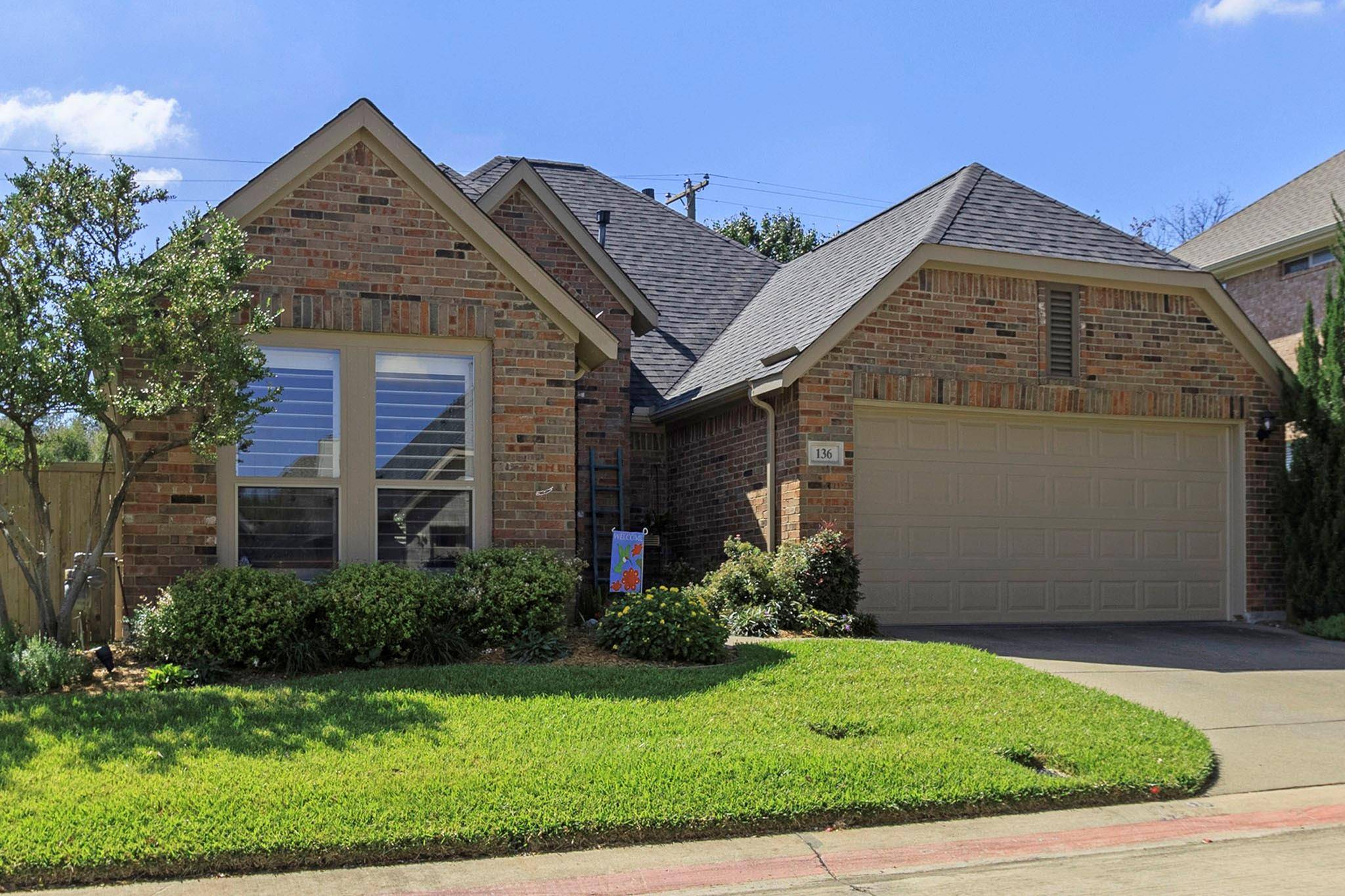 Euless, TX 76039,136 Arbor Glen Drive