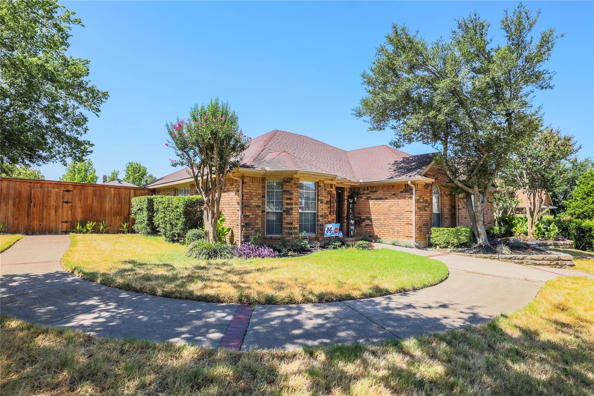 Desoto, TX 75115,1604 Weatherstone Drive