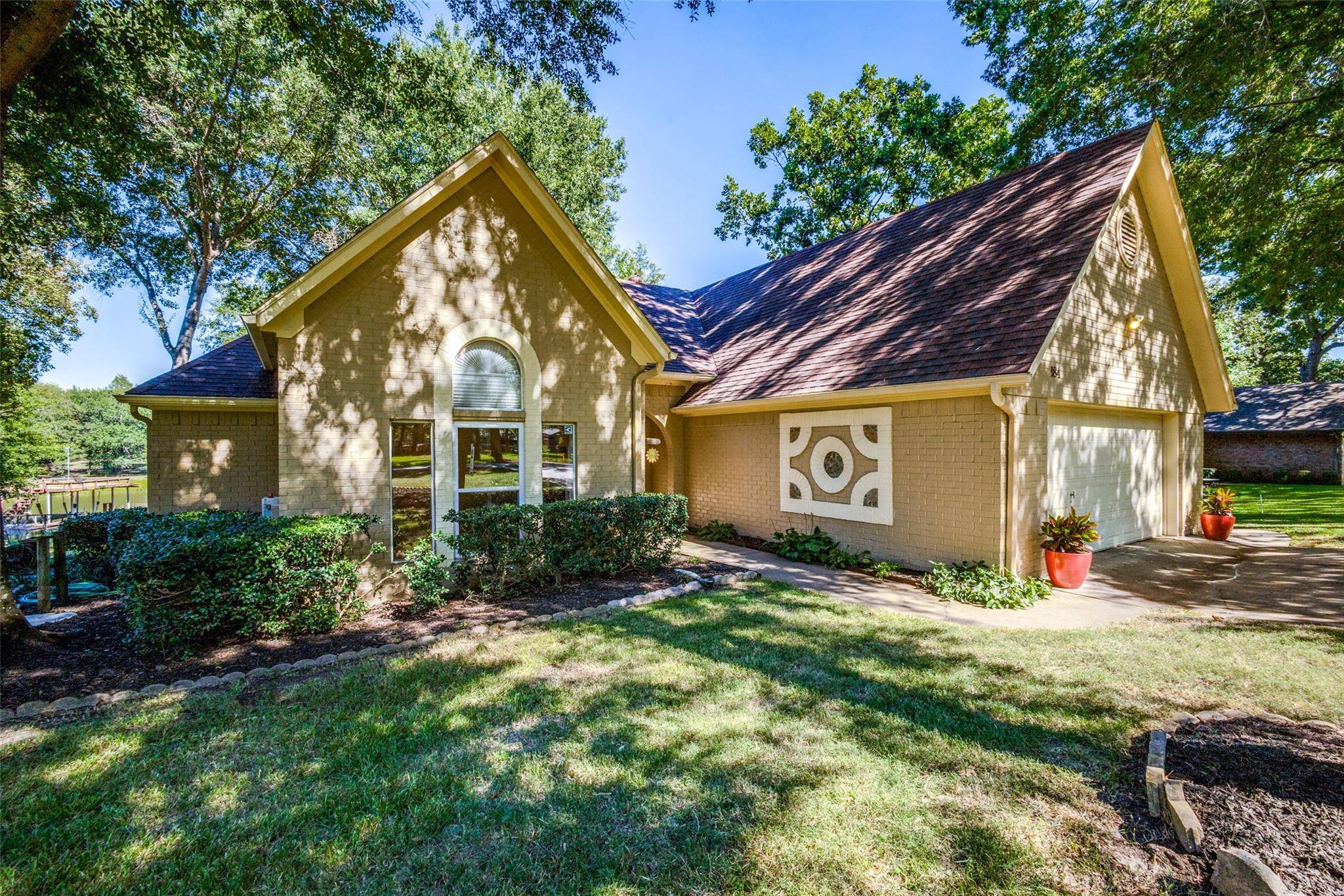 Enchanted Oaks, TX 75156,184 1st Oak Drive