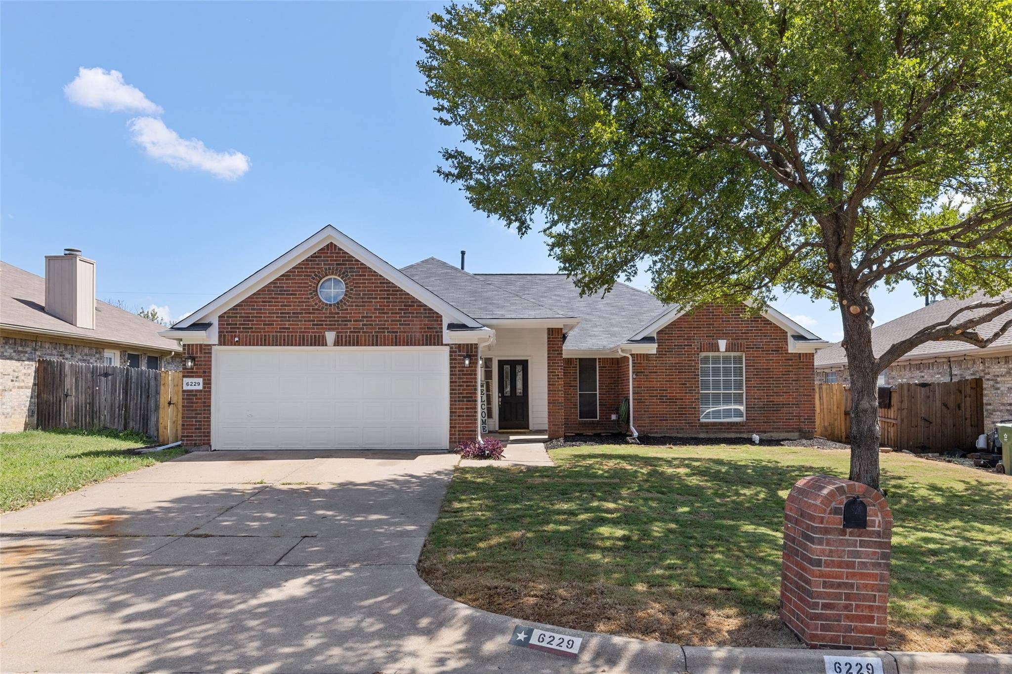 Arlington, TX 76001,6229 St Leonard Drive