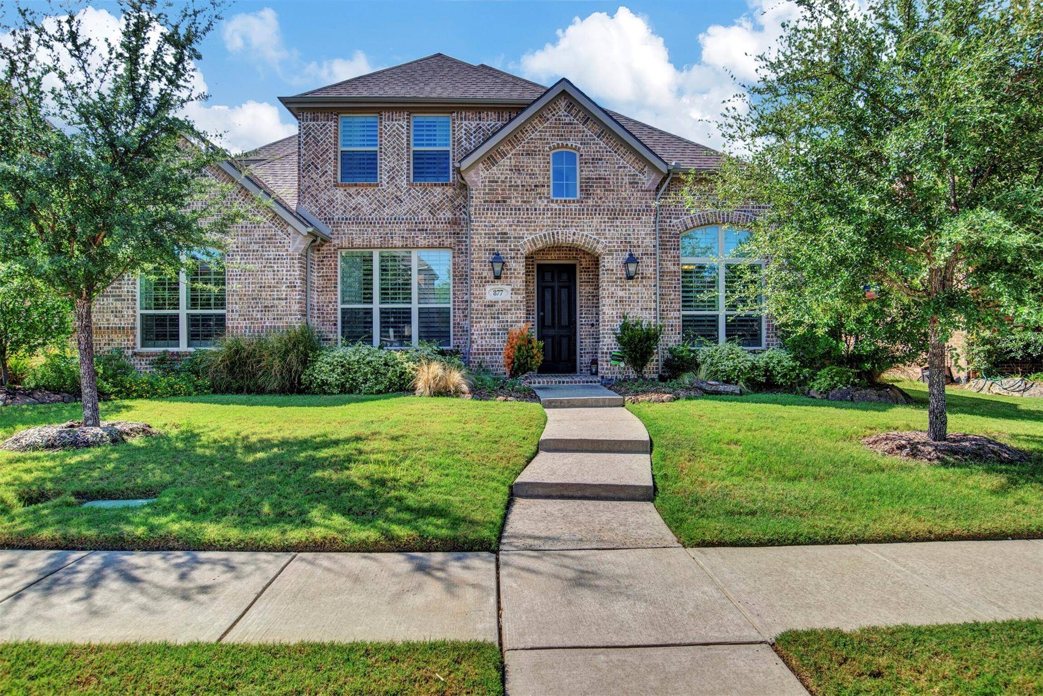 Allen, TX 75013,877 Clear Water Drive