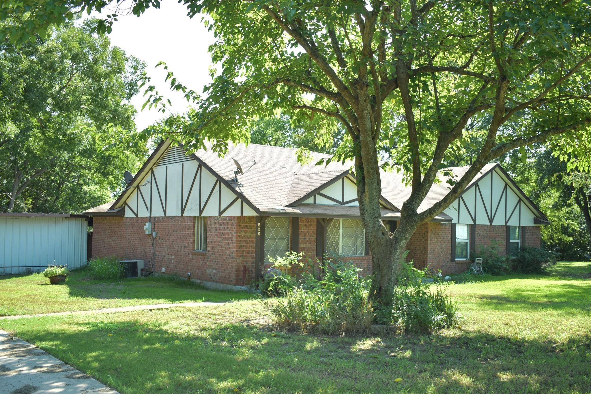 Red Oak, TX 75154,570 Shady Bend