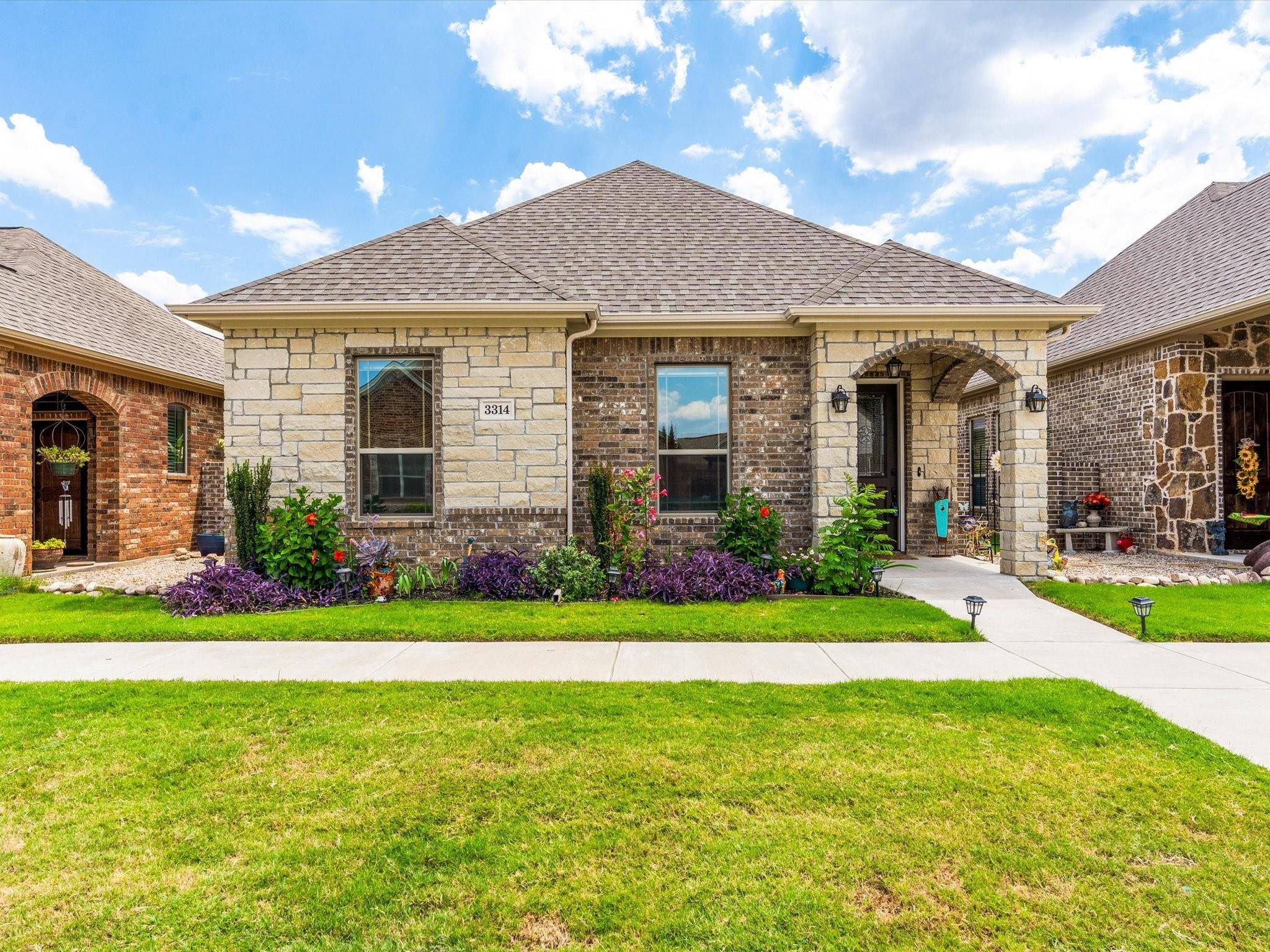 Granbury, TX 76049,3314 Fountain Way