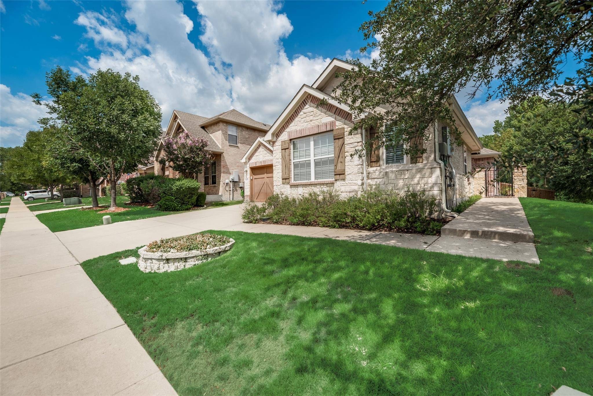 Plano, TX 75074,6400 Hickory Hill Drive