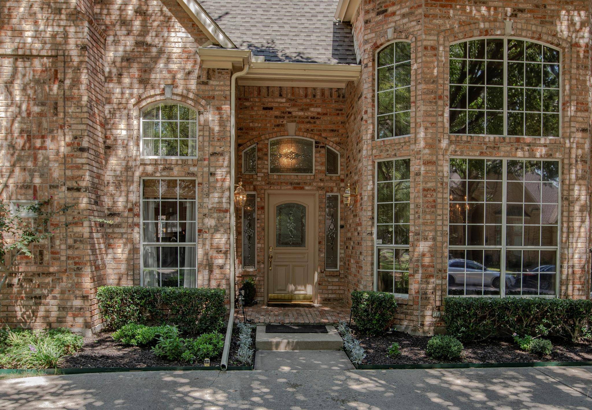 Plano, TX 75024,4569 Old Pond Drive