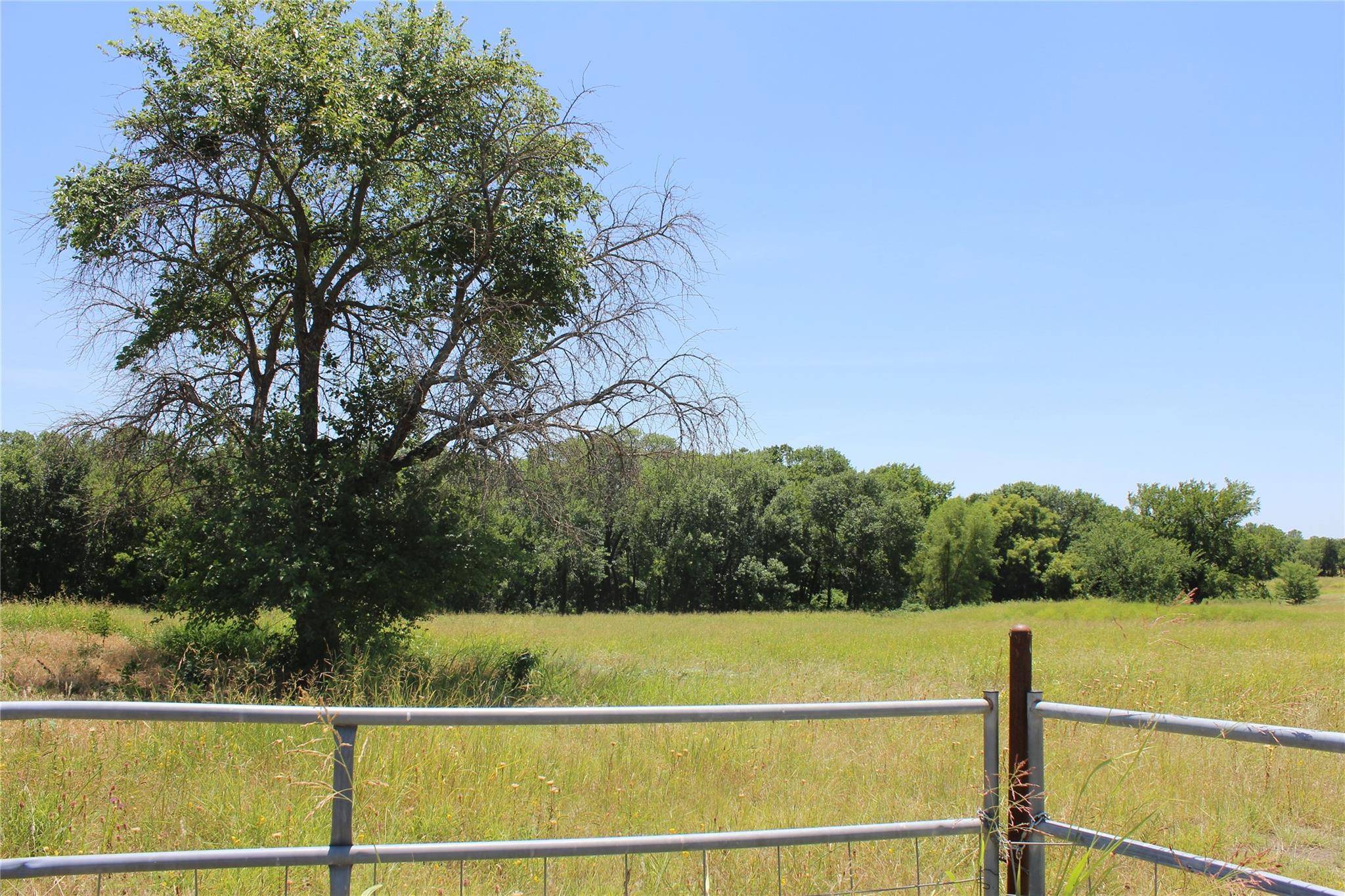 Bells, TX 75414,1668 Sears Road