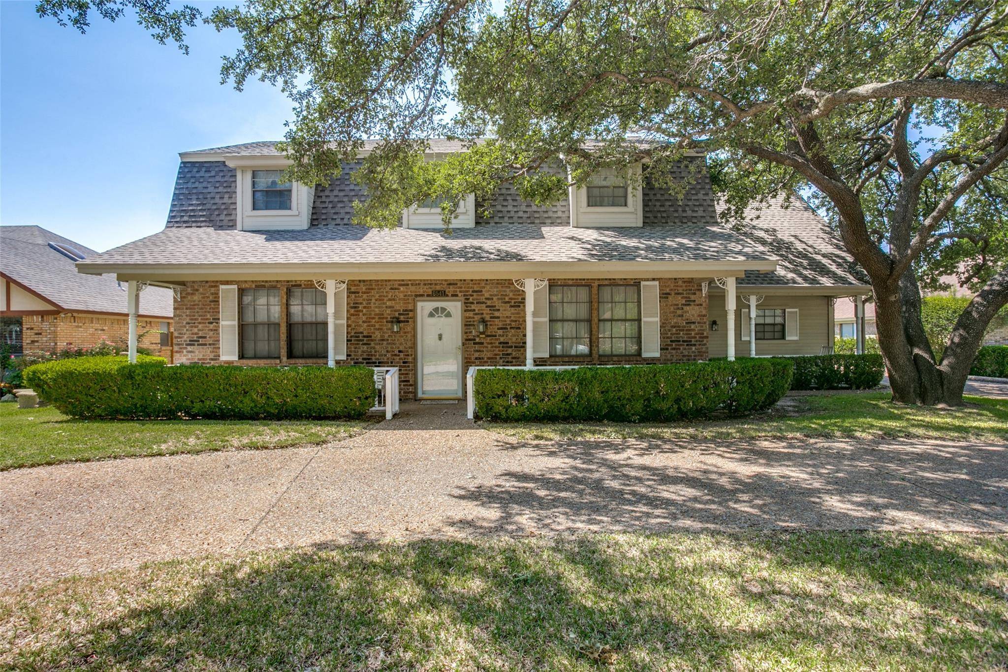 North Richland Hills, TX 76180,6541 Lake Side Circle