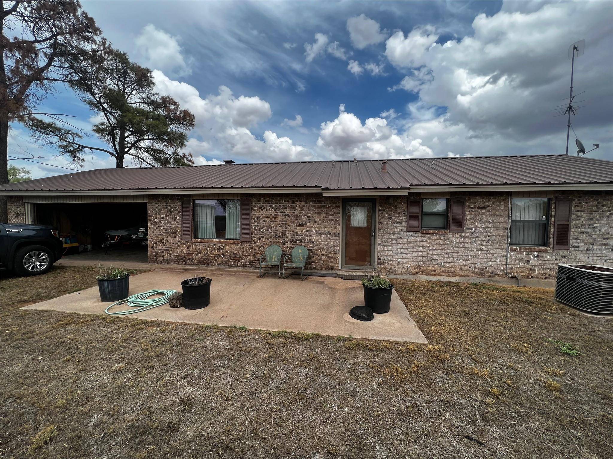 Anson, TX 79501,6621 County Road 443