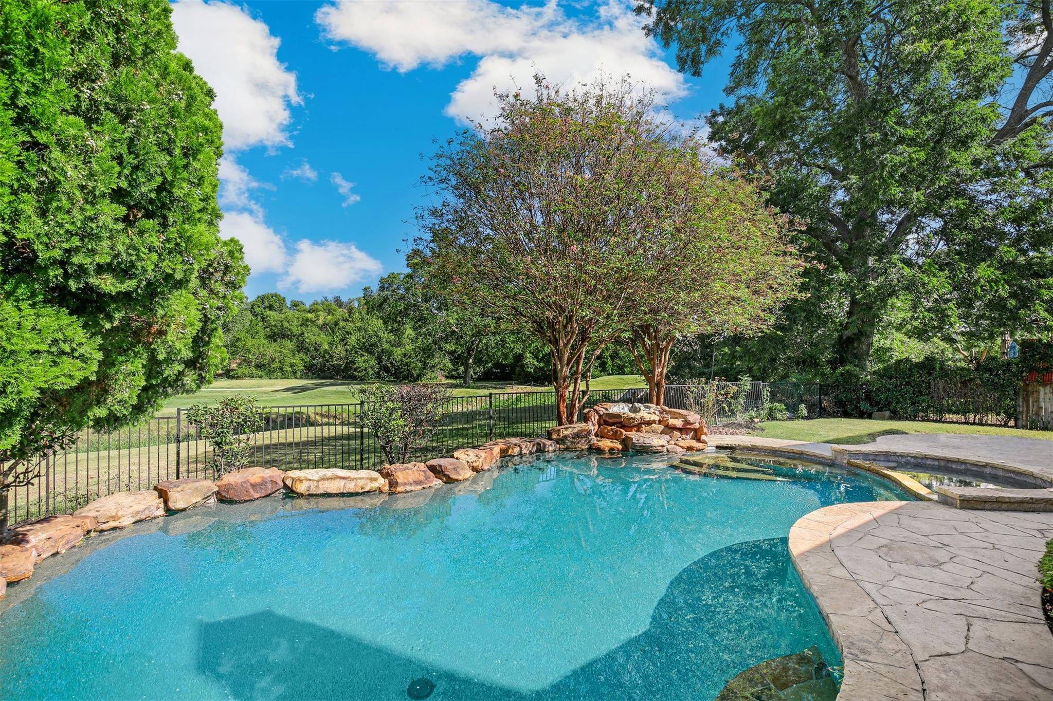 Plano, TX 75025,9600 Southern Hills Drive