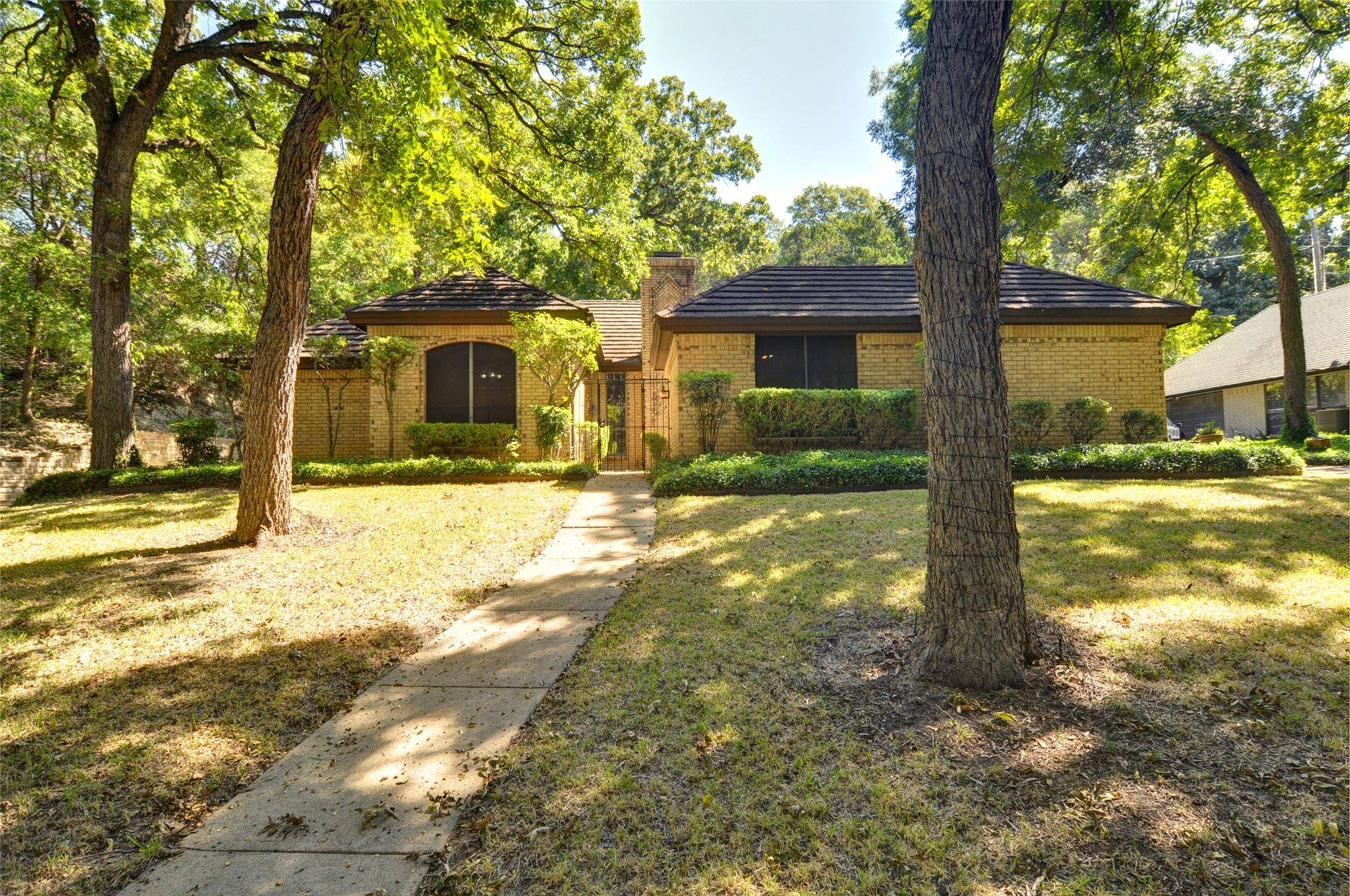 Cedar Hill, TX 75104,912 Sleepy Hollow Drive