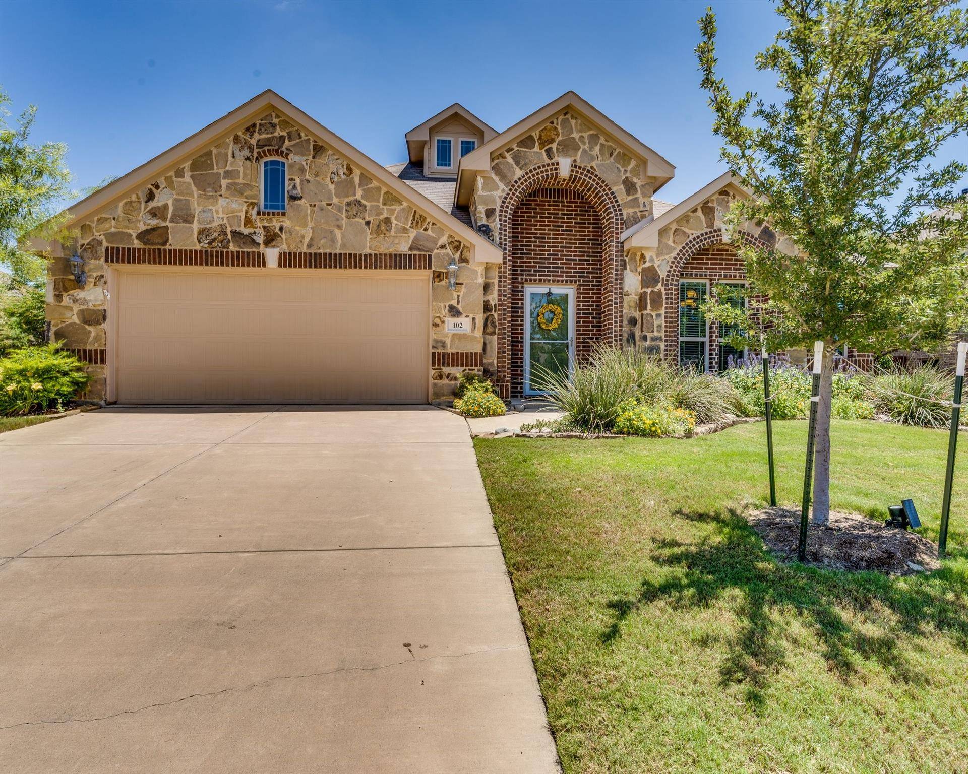 Alvarado, TX 76009,102 Briarstone Drive