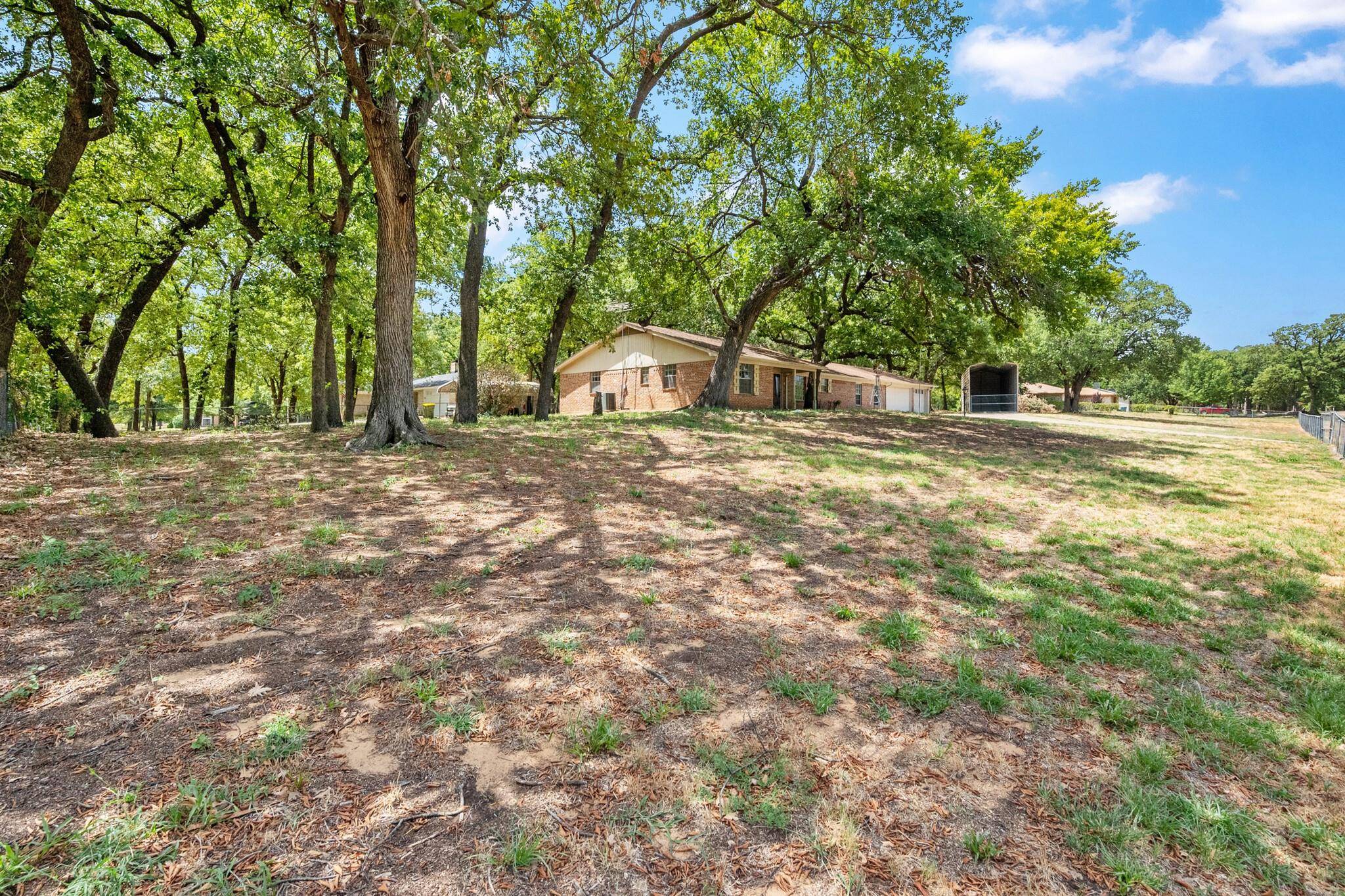 Burleson, TX 76028,130 Oak Lane