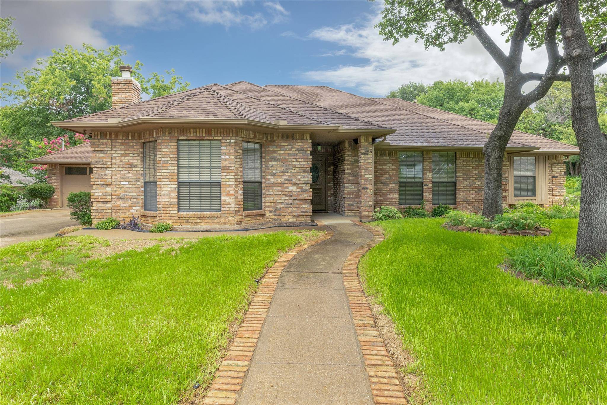 Arlington, TX 76017,2009 Paddockview Drive