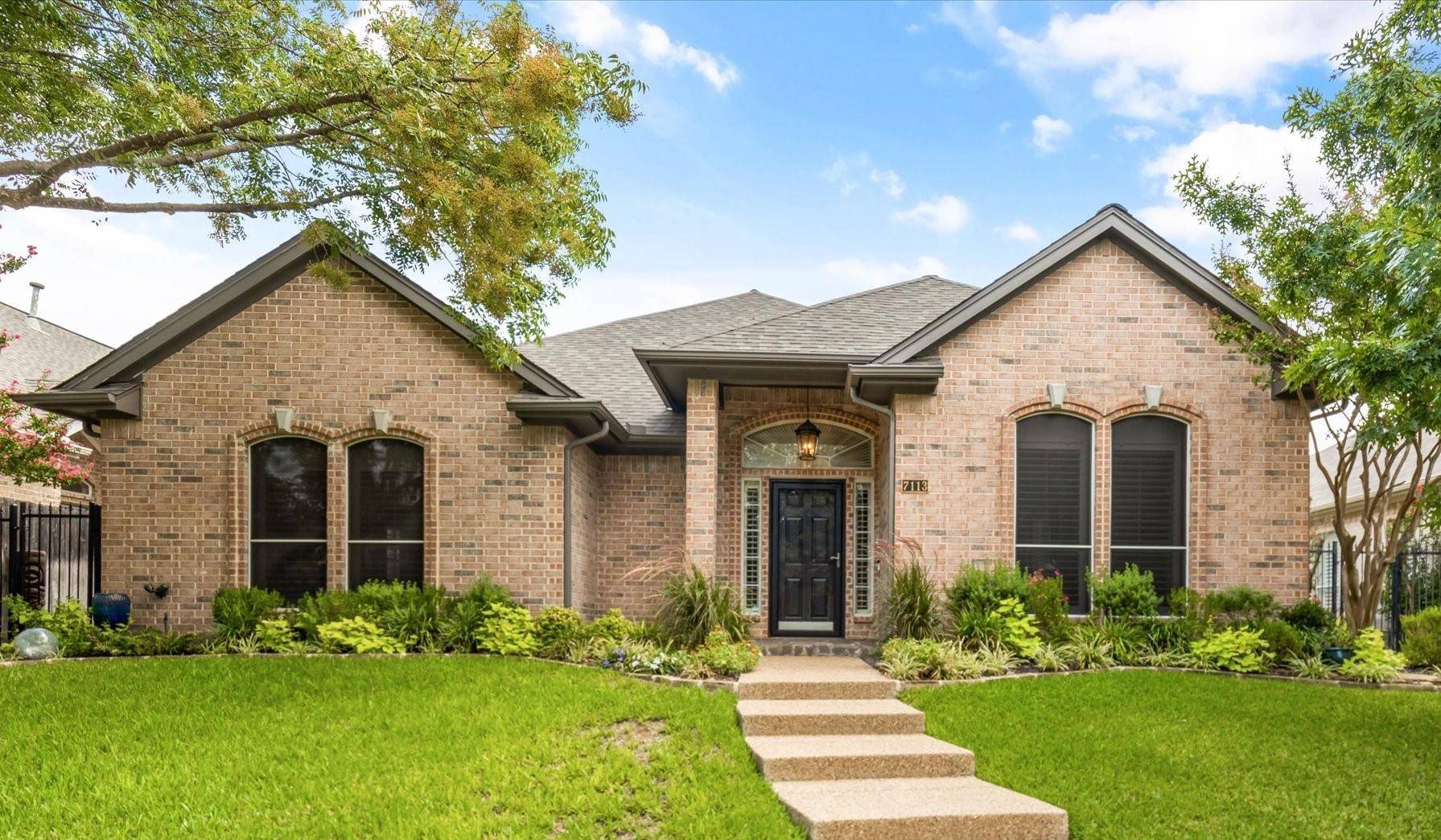 Fort Worth, TX 76132,7113 Deer Hollow Drive