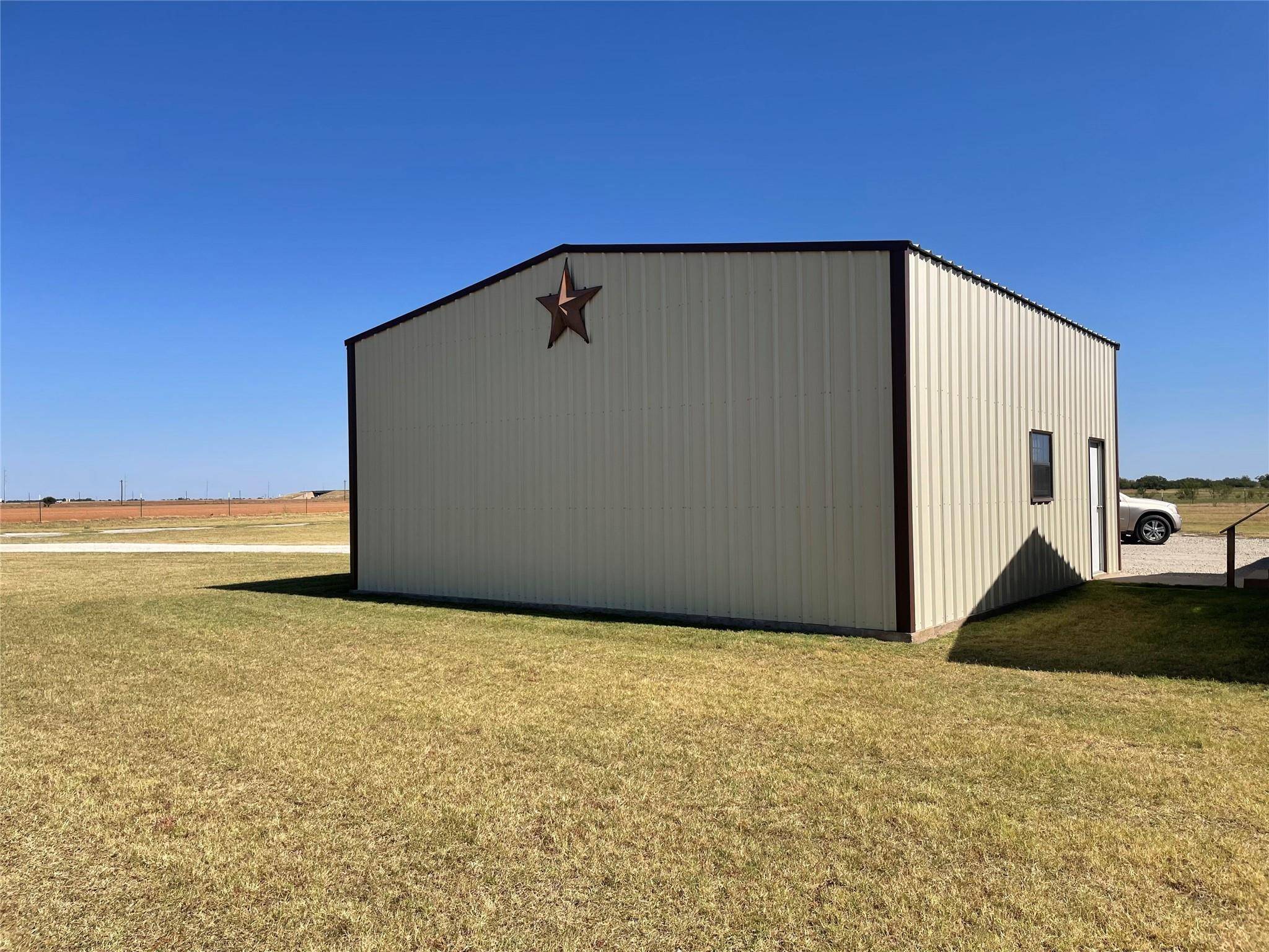 Seymour, TX 76380,1267 CR 205