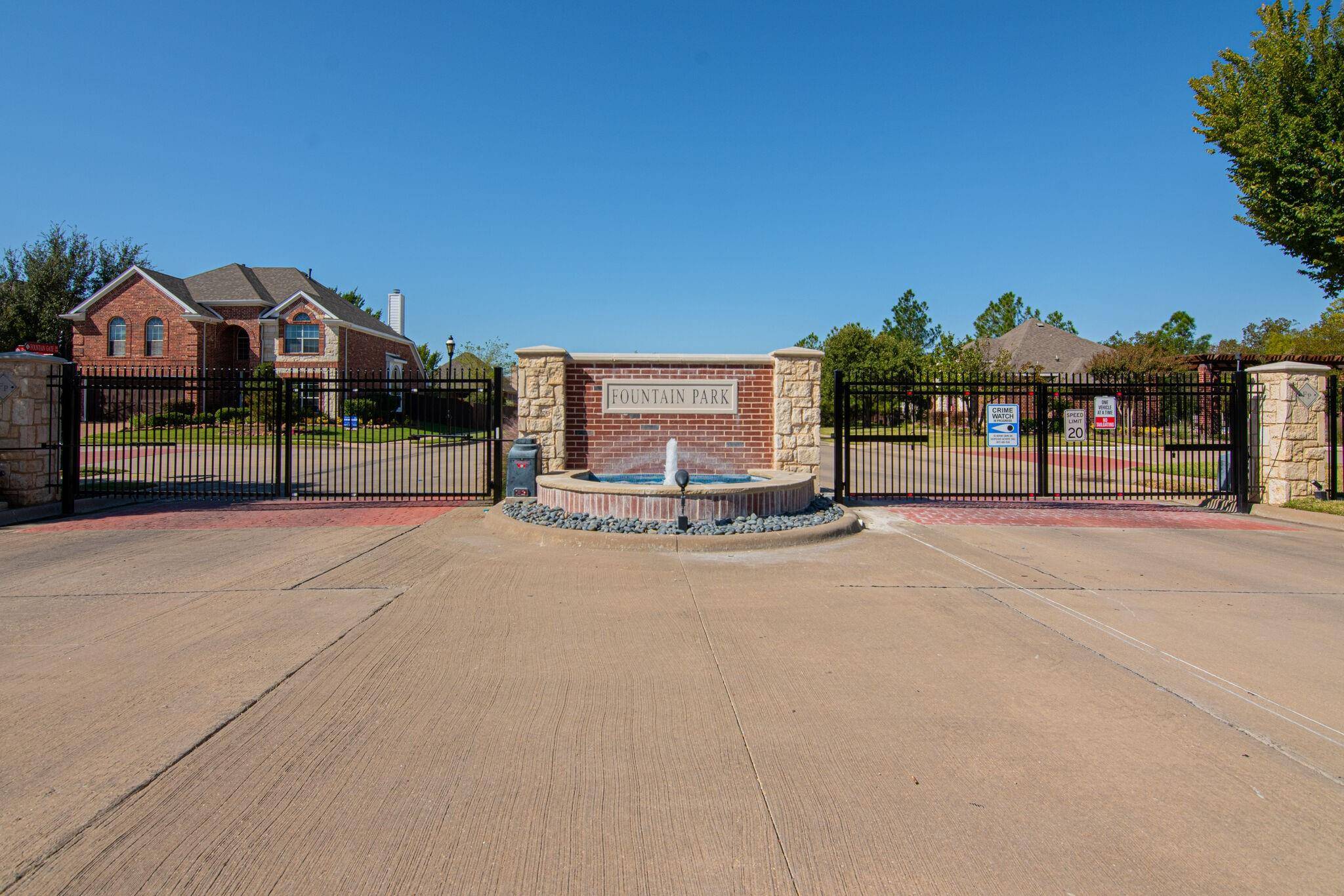 Euless, TX 76039,2000 Park Vista Lane