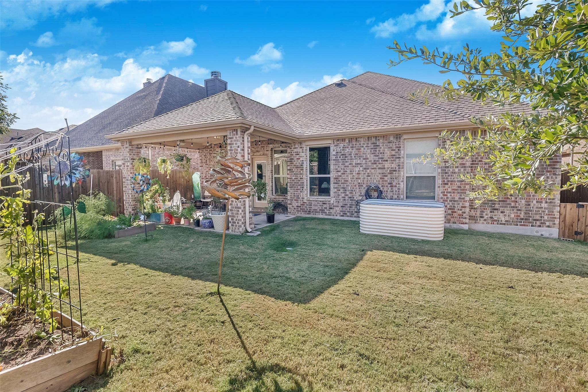 Mckinney, TX 75072,217 Harcourt Avenue