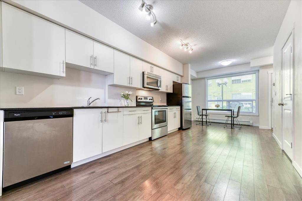 Calgary, AB T2M 4Z5,1740 9 ST NW #102