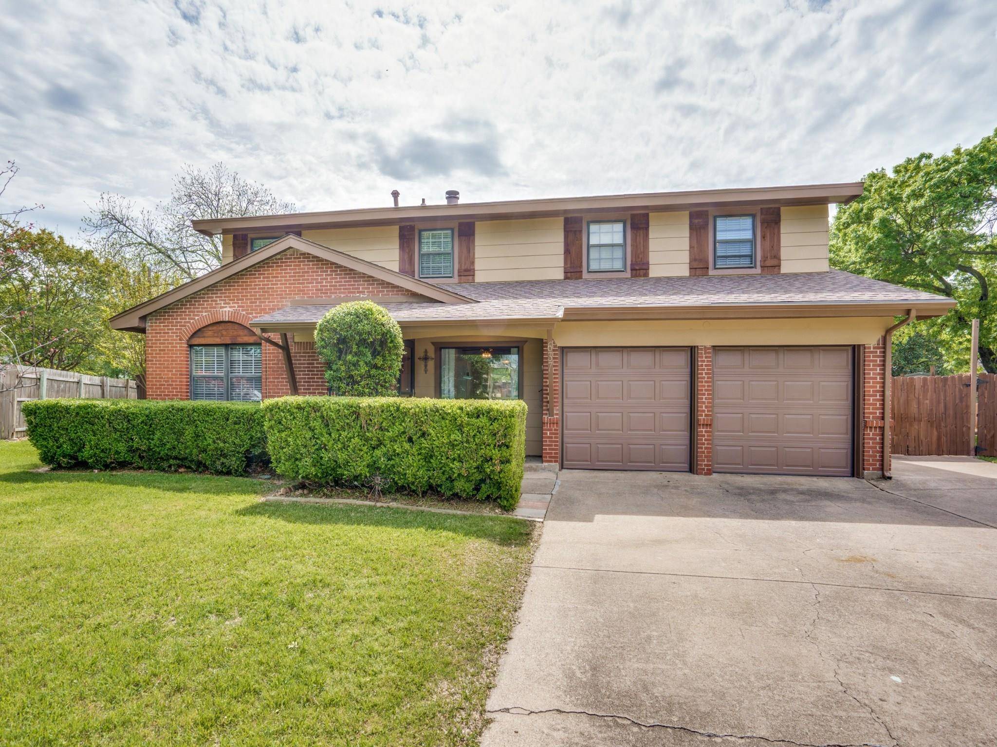 Richardson, TX 75080,637 Cambridge Circle