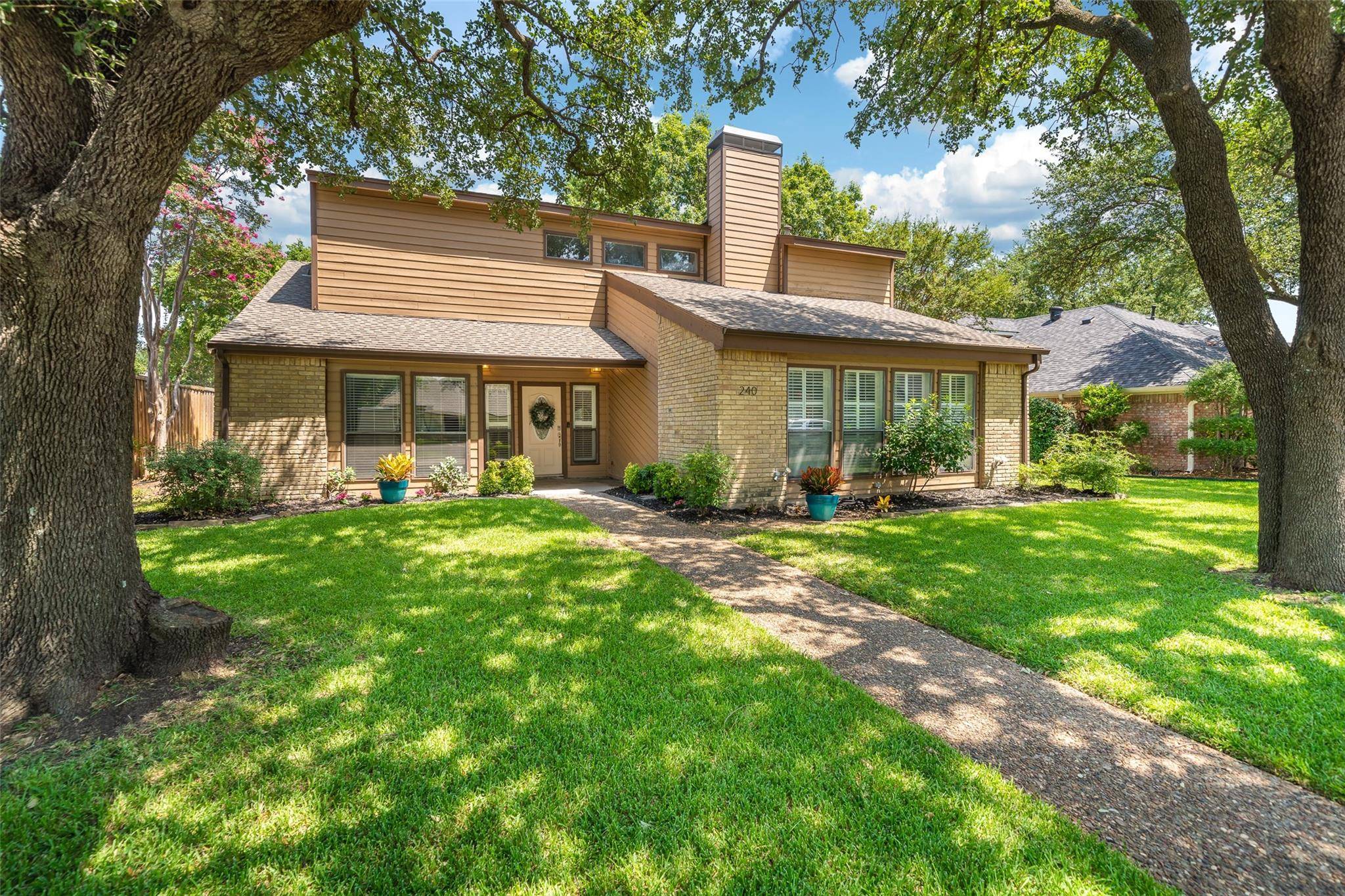 Richardson, TX 75080,240 Woodcrest Drive