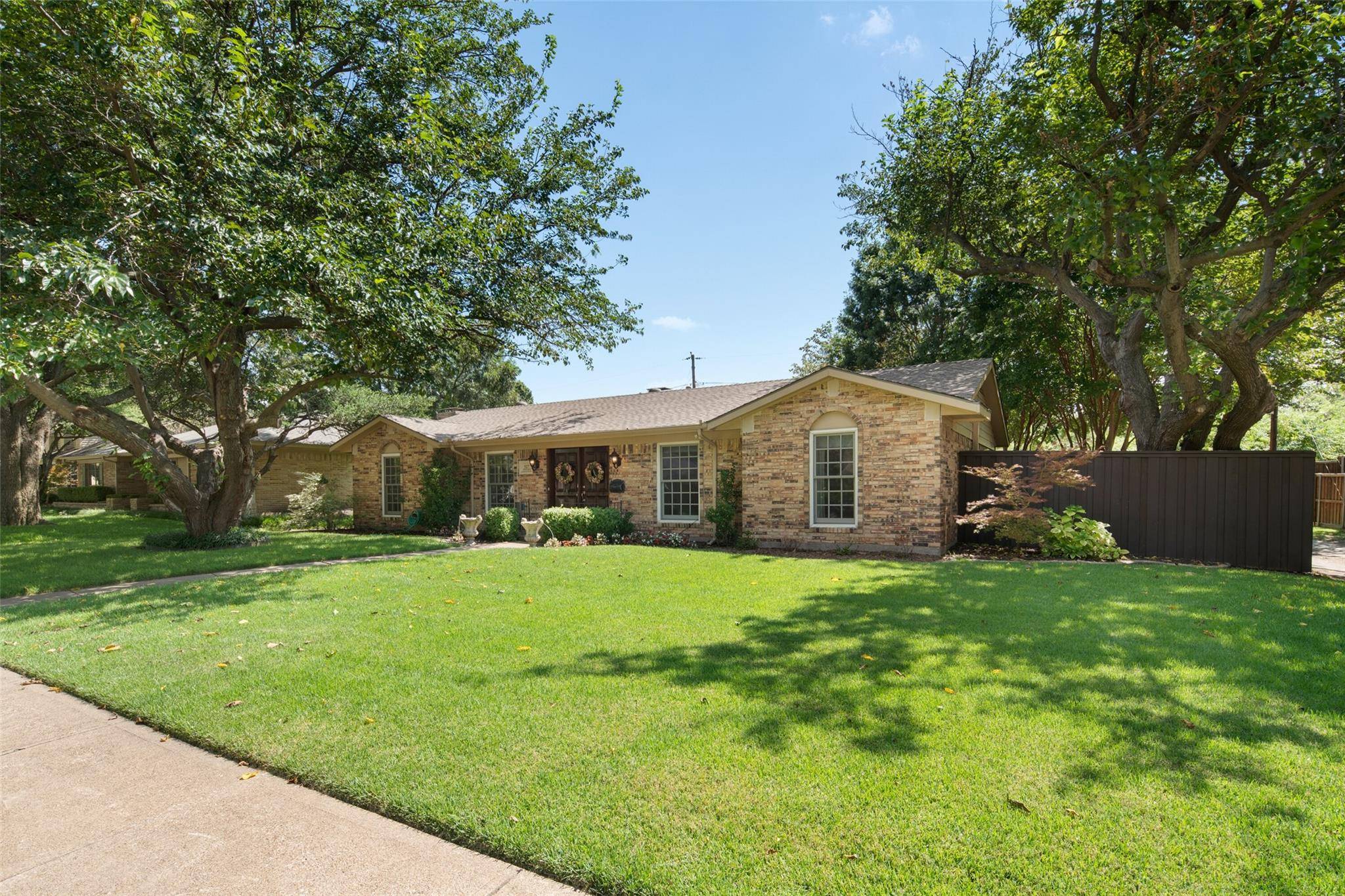 Richardson, TX 75080,527 Copper Ridge Drive