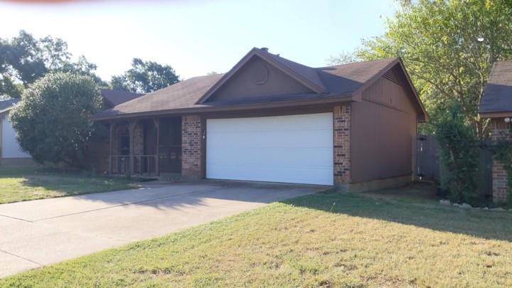 Arlington, TX 76015,2418 Homewood Trail