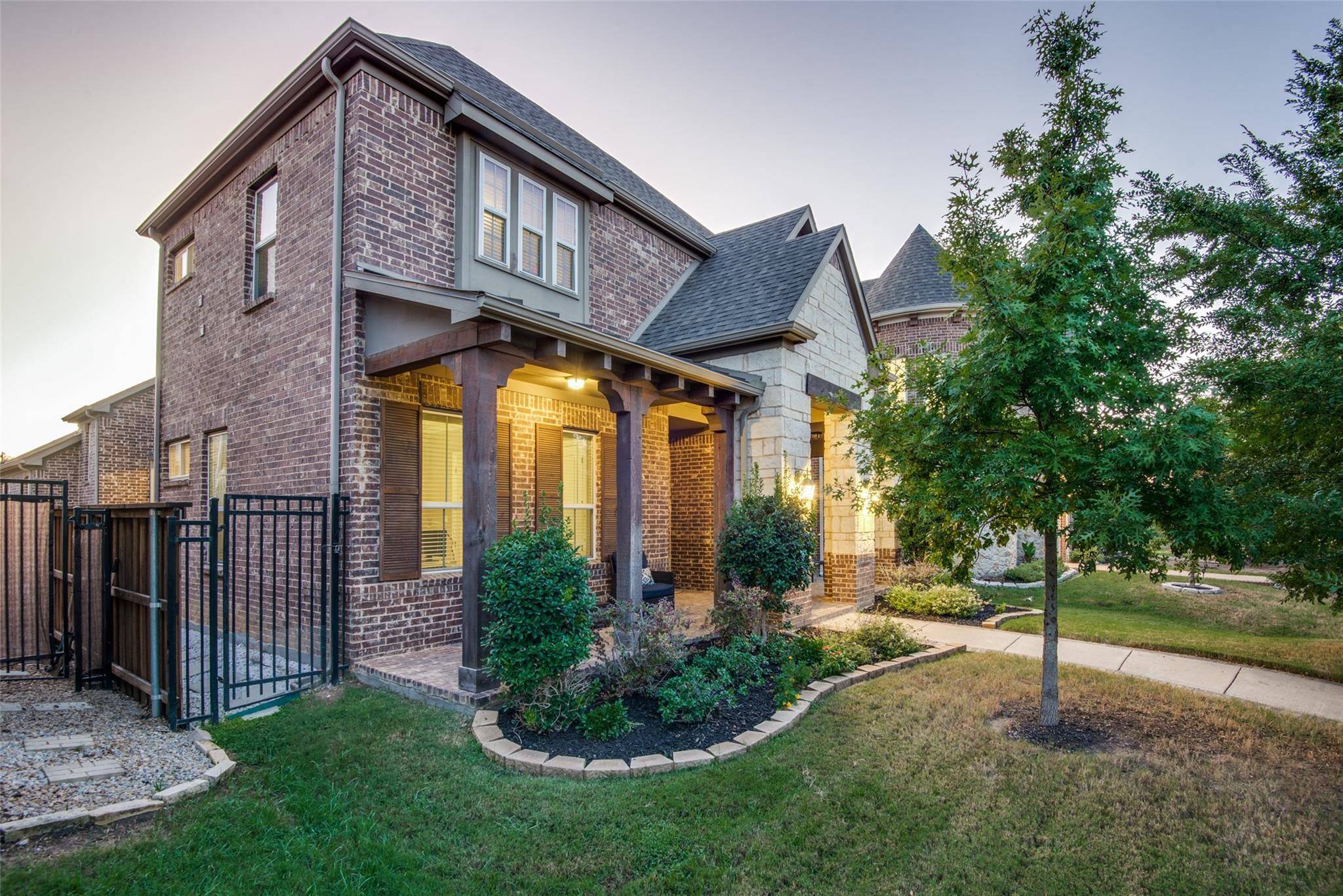 Arlington, TX 76005,4207 Peach Blossom Drive