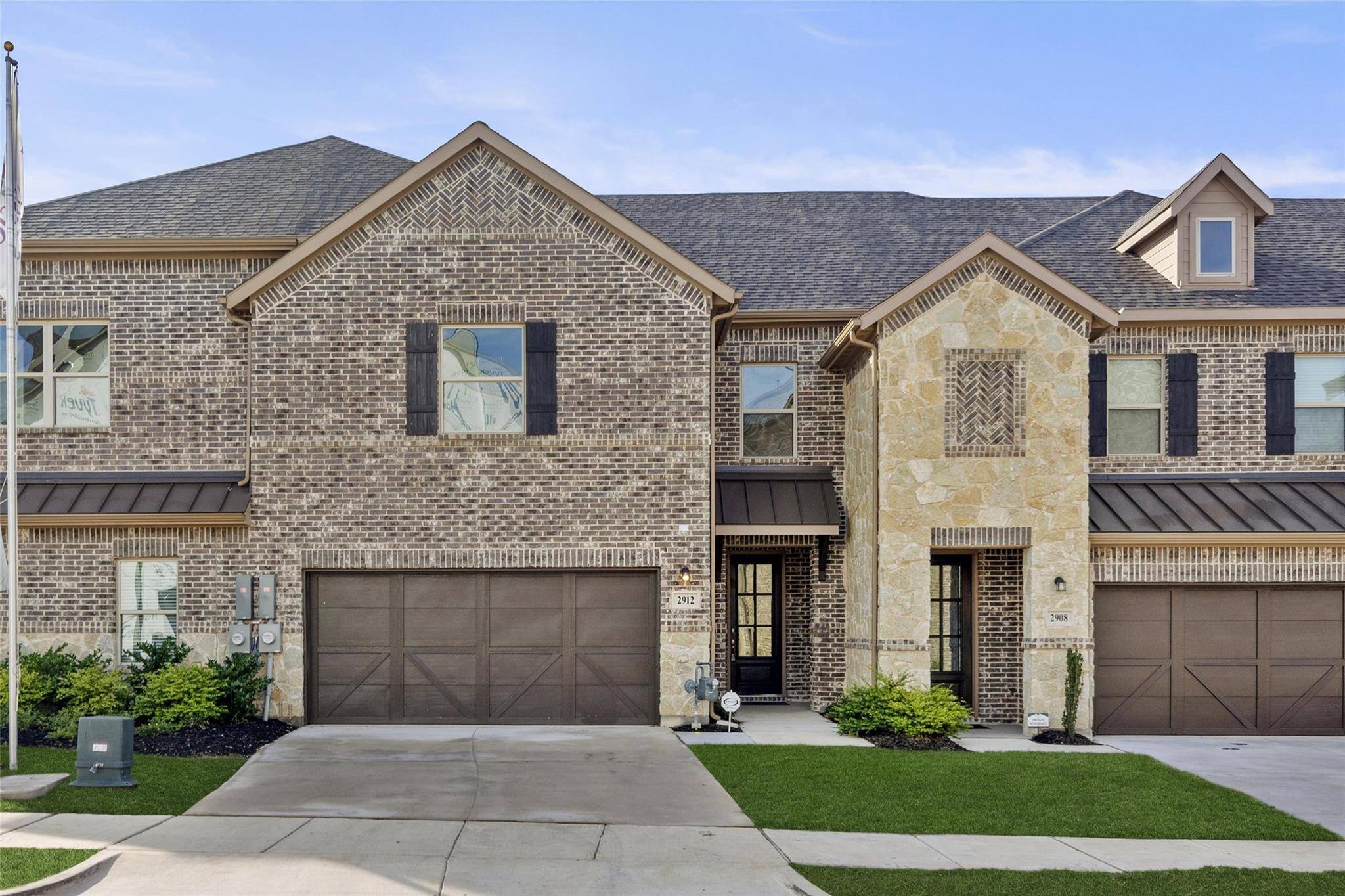 Carrollton, TX 75010,2912 Cedar Elm Drive