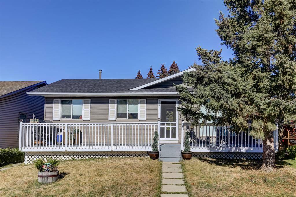 Airdrie, AB T4B 1S5,50 Southcreek PL SE