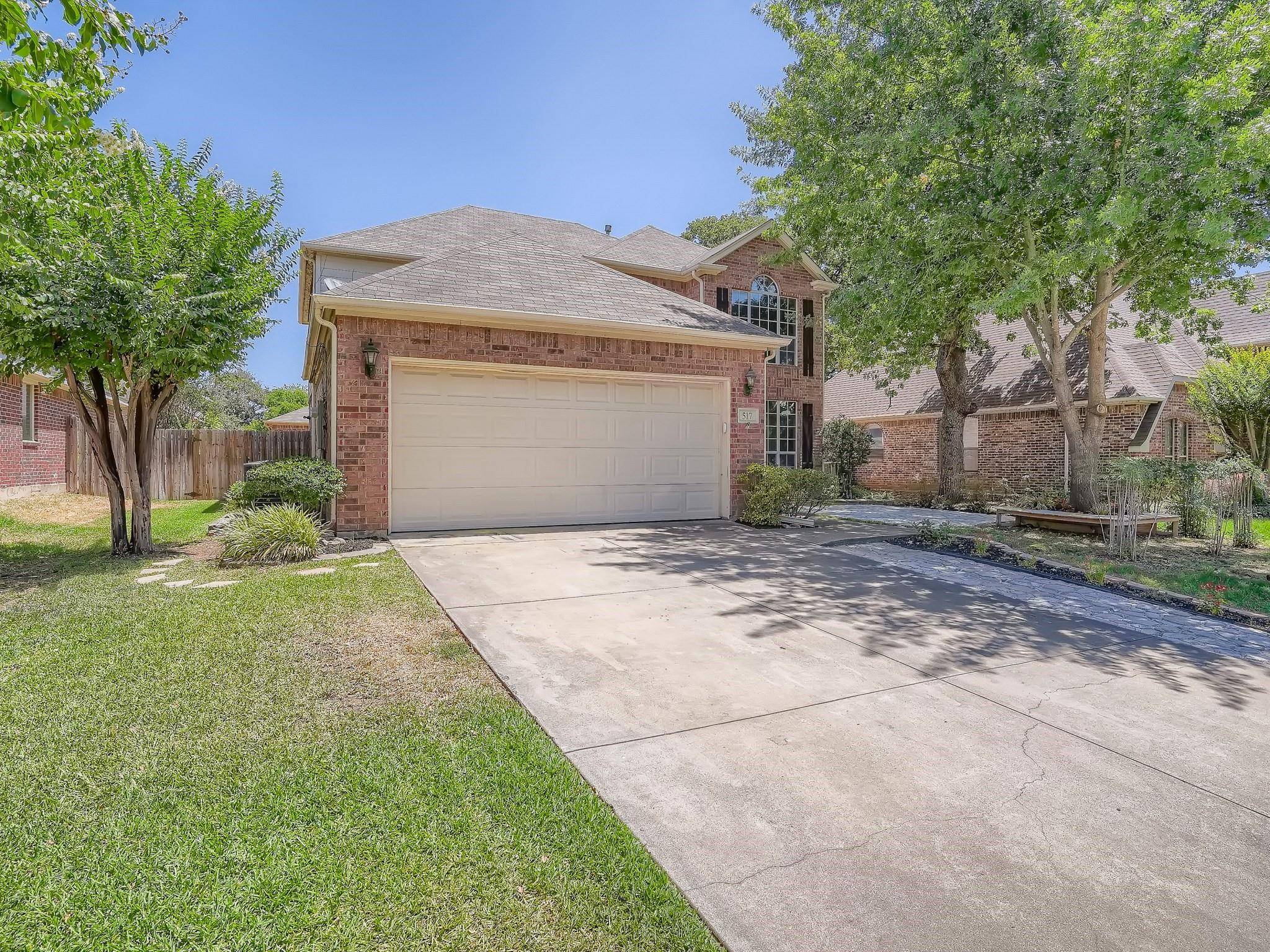 Burleson, TX 76028,517 Crawford Drive