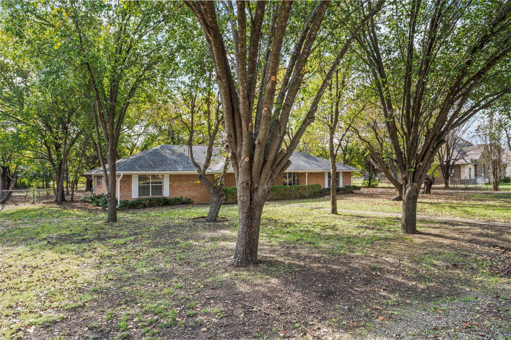 Ovilla, TX 75154,109 Silverwood Drive